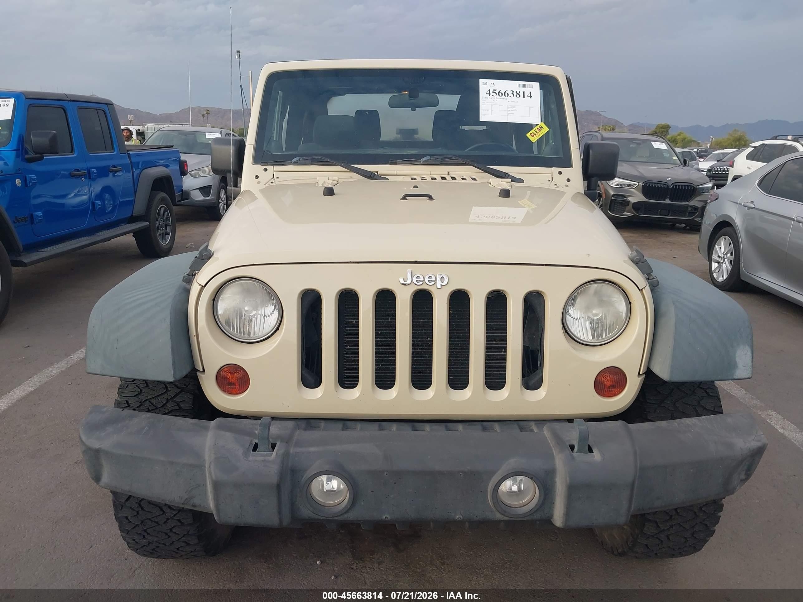 2011 Jeep Wrangler Sport Tan vin: 1J4AA2D15BL566571