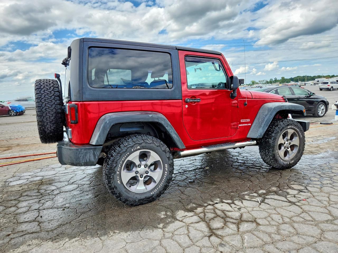 2011 Jeep Wrangler Sport Red vin: 1J4AA2D15BL620872