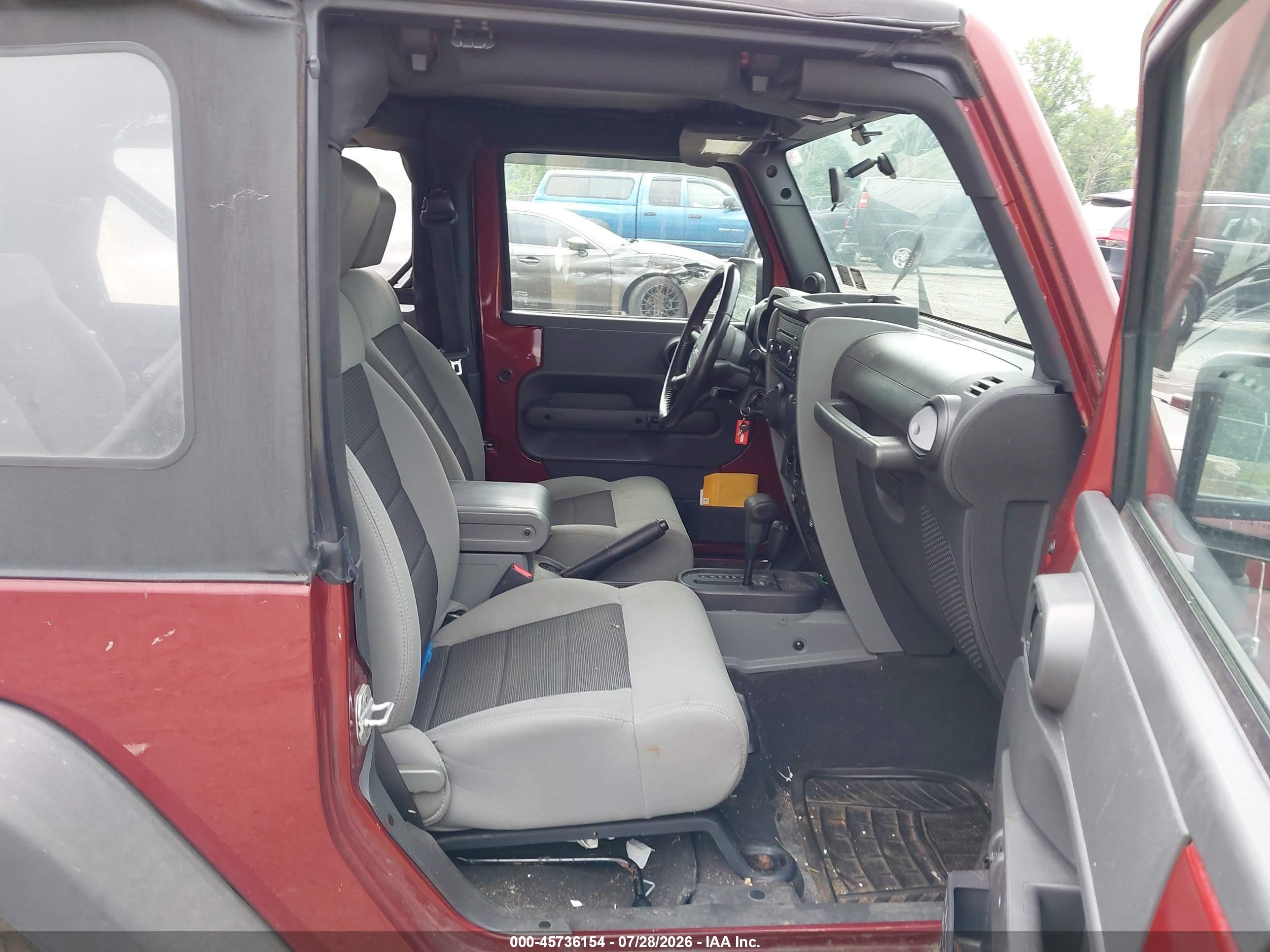 2010 Jeep Wrangler Sport Красный vin: 1J4AA2D16AL212430