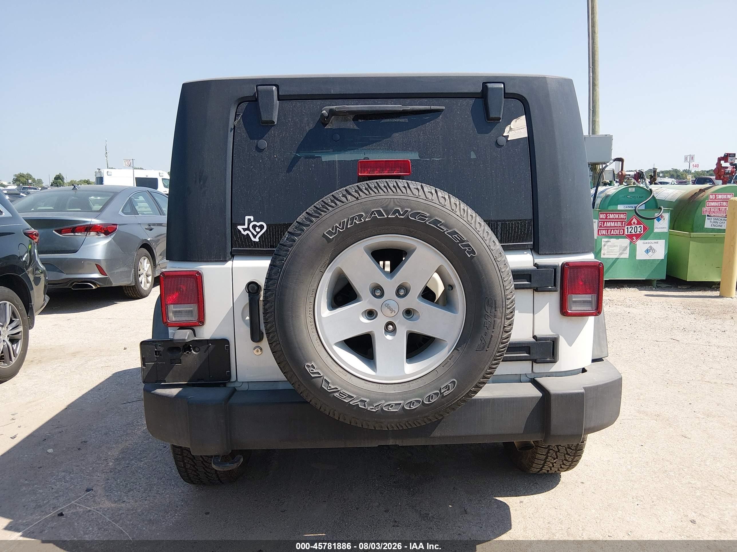2010 Jeep Wrangler Sport White vin: 1J4AA2D16AL225209