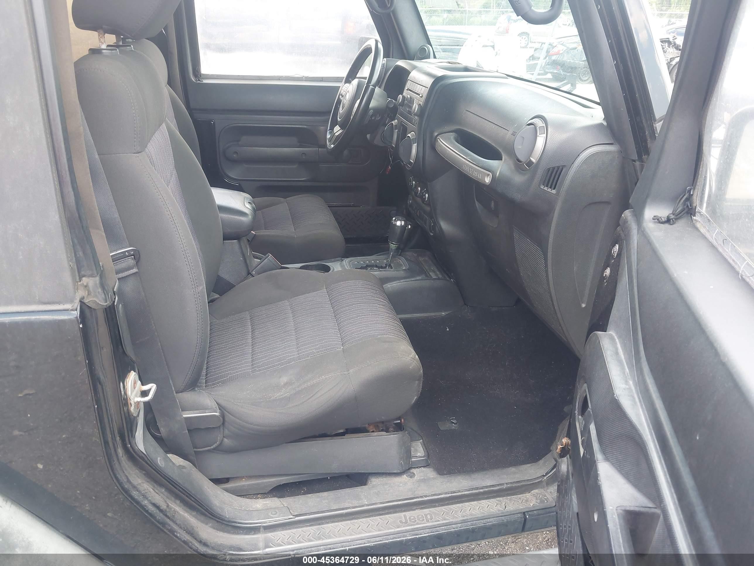 2011 Jeep Wrangler Sport Черный vin: 1J4AA2D16BL620430