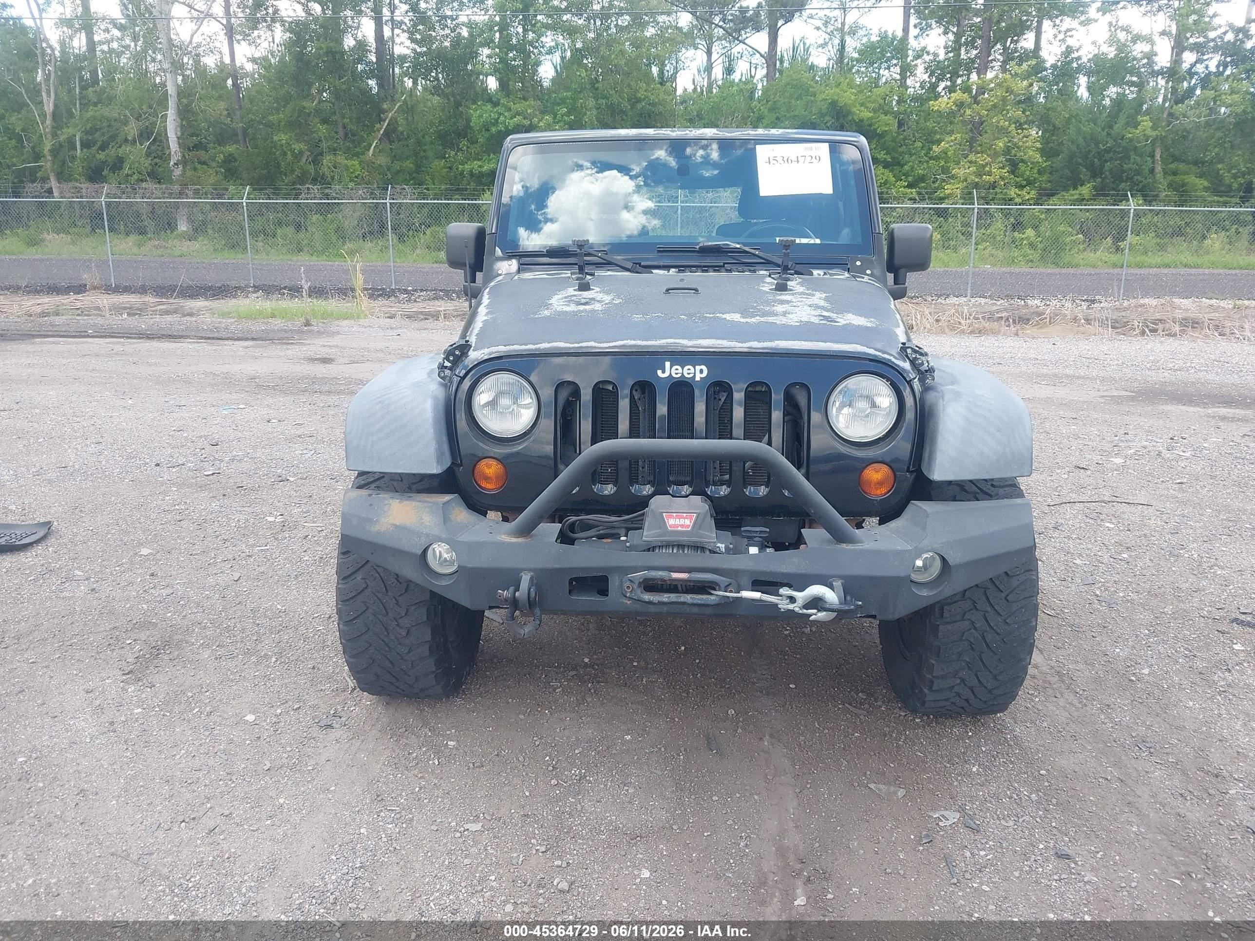 2011 Jeep Wrangler Sport Черный vin: 1J4AA2D16BL620430