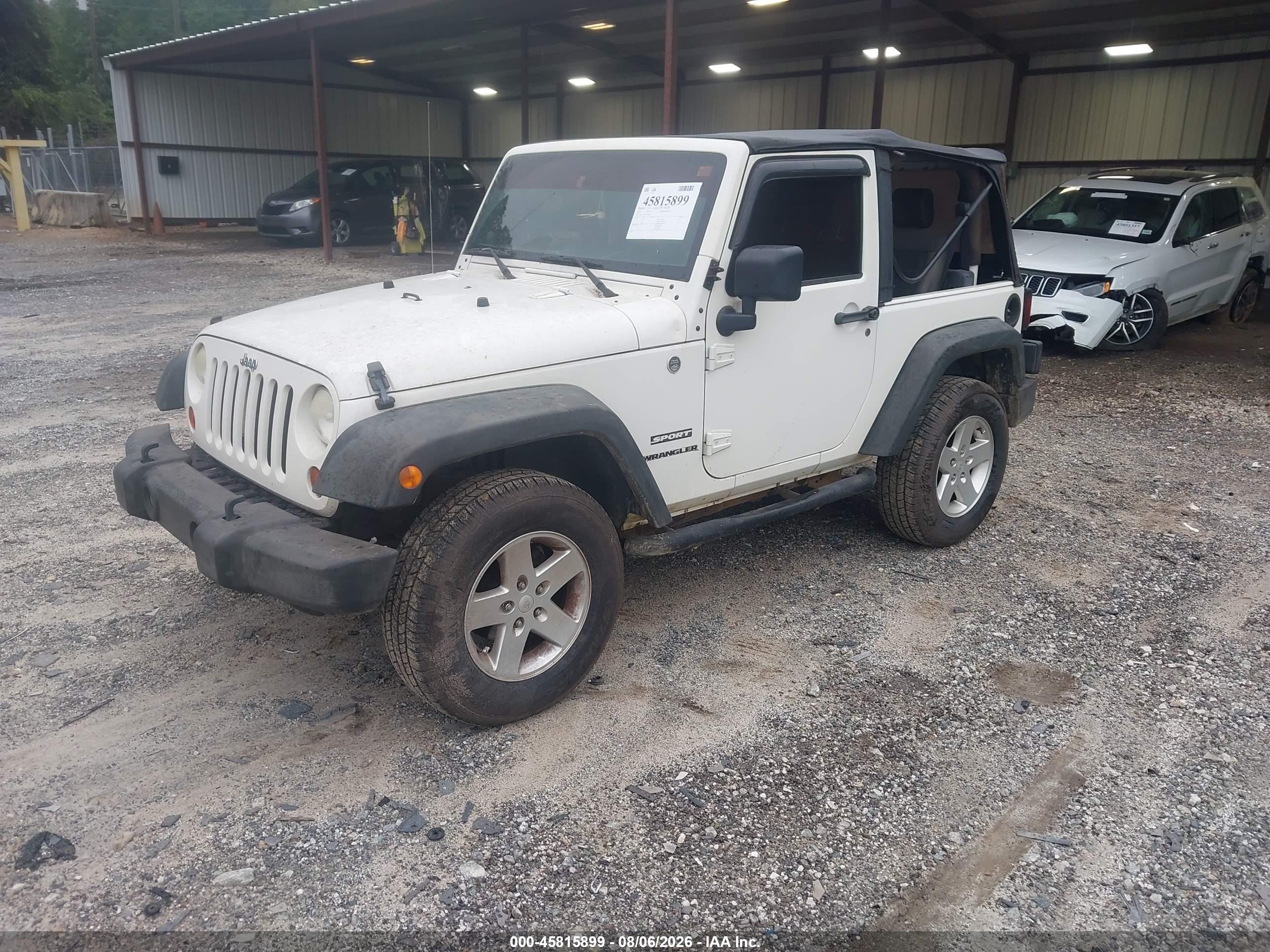 2010 Jeep Wrangler Sport Белый vin: 1J4AA2D17AL145515