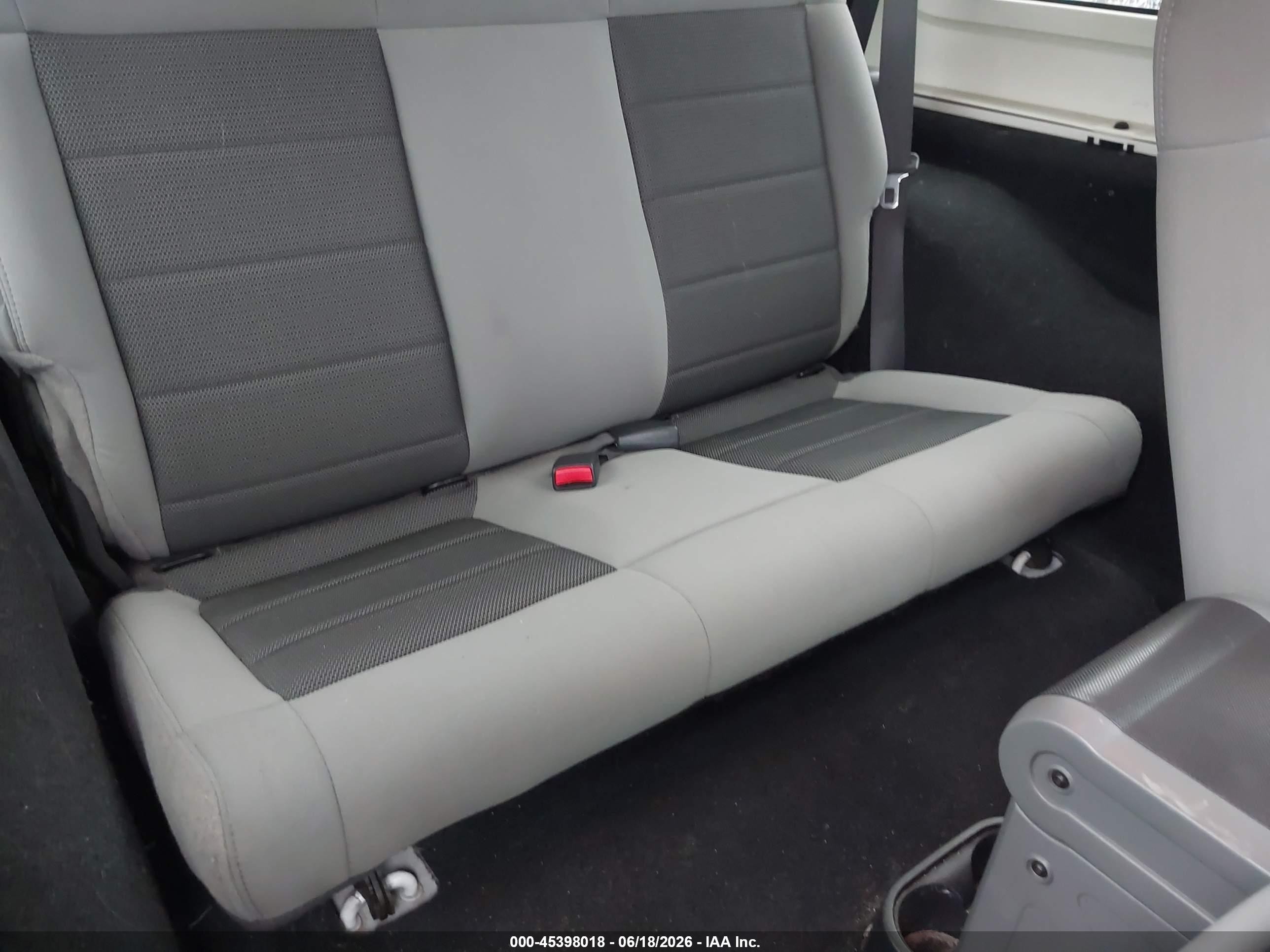 2010 Jeep Wrangler Sport White vin: 1J4AA2D17AL227972