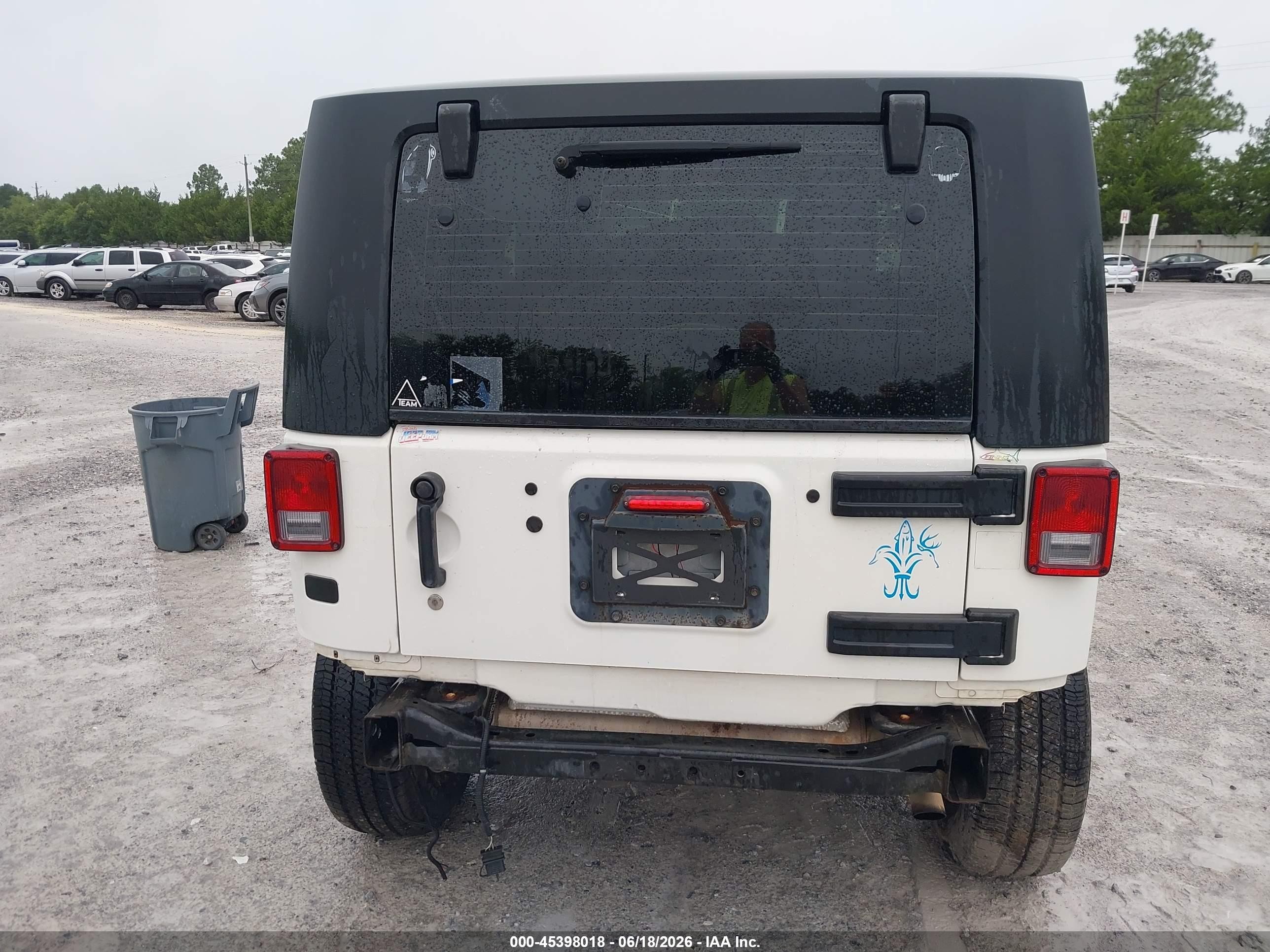 2010 Jeep Wrangler Sport White vin: 1J4AA2D17AL227972