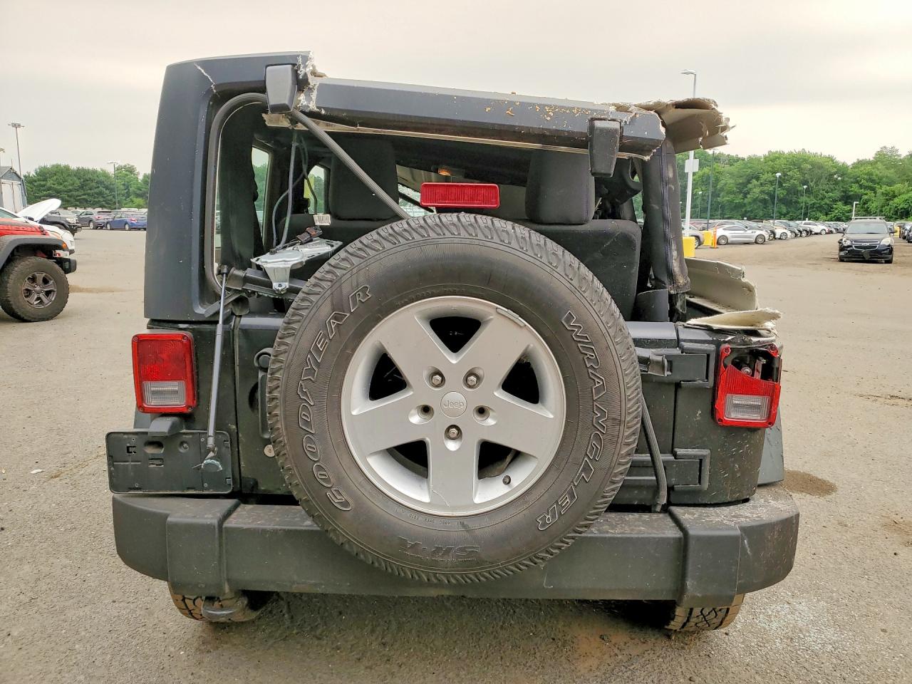 2011 Jeep Wrangler Sport Черный vin: 1J4AA2D17BL504752