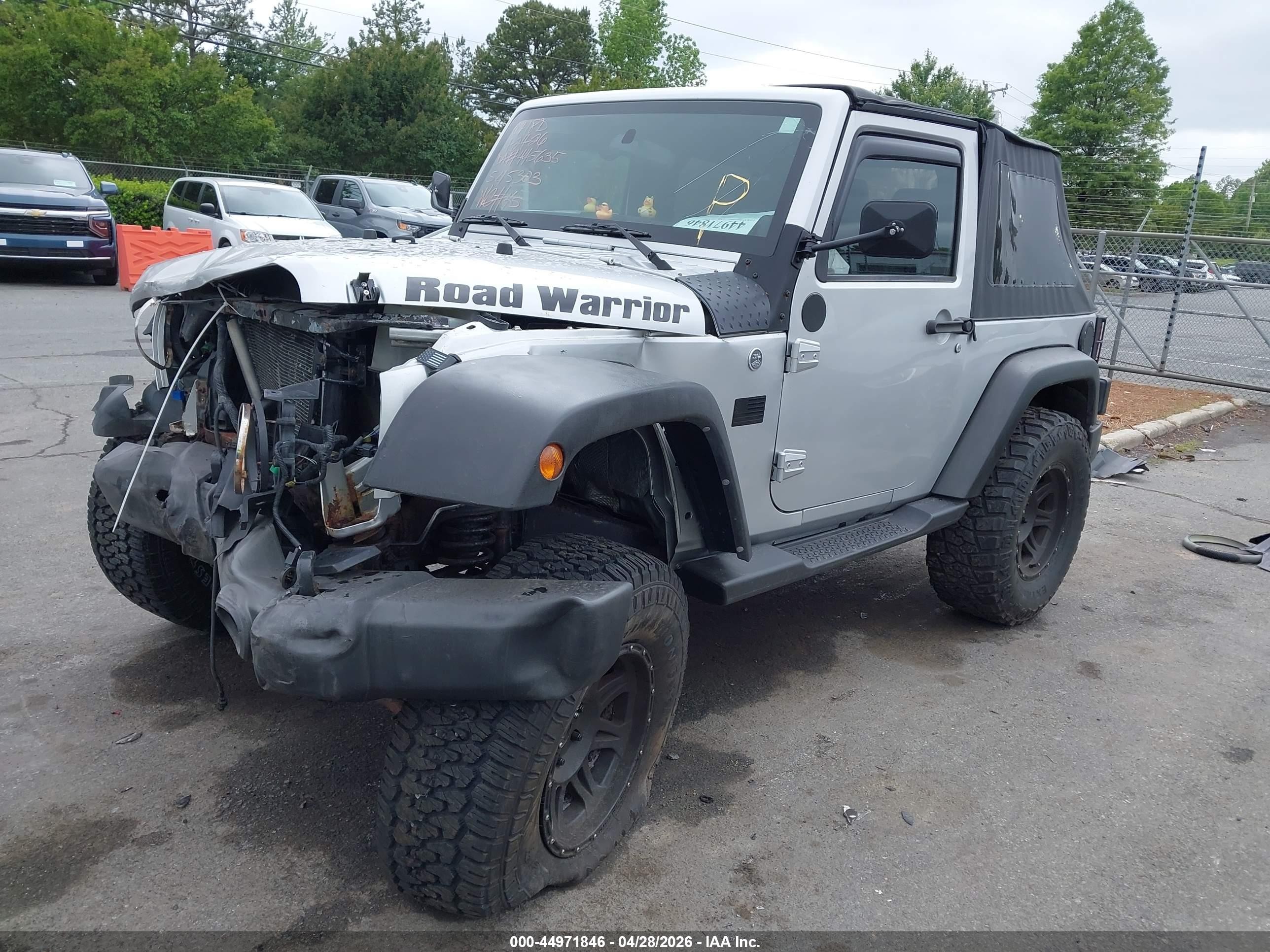 2011 Jeep Wrangler Sport Silver vin: 1J4AA2D17BL545303