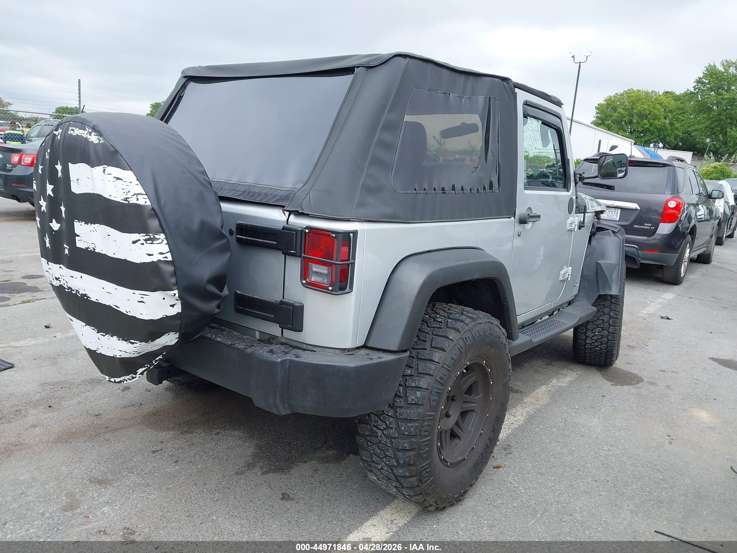2011 Jeep Wrangler Sport Silver vin: 1J4AA2D17BL545303