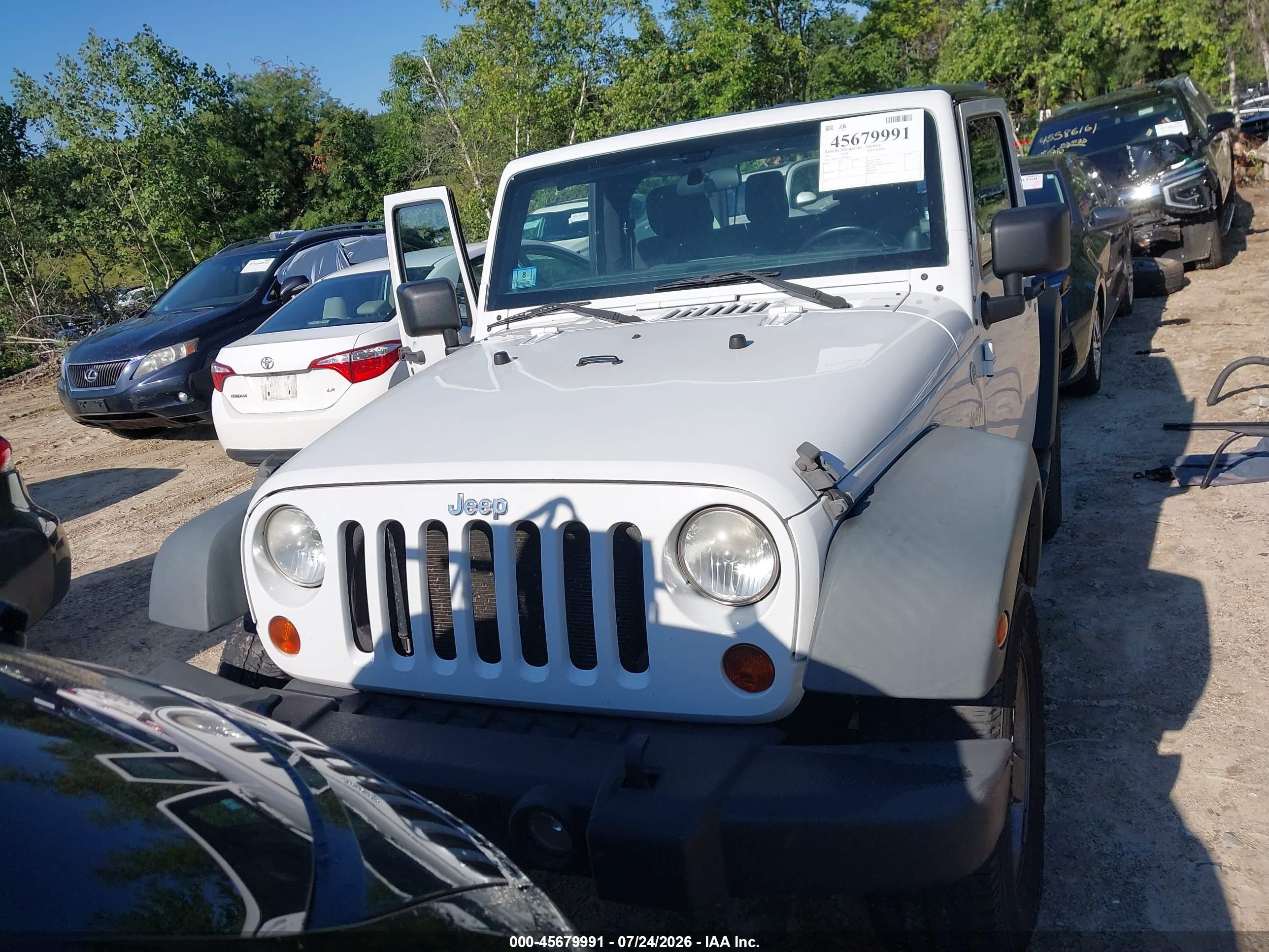 2011 Jeep Wrangler Sport White vin: 1J4AA2D17BL629024