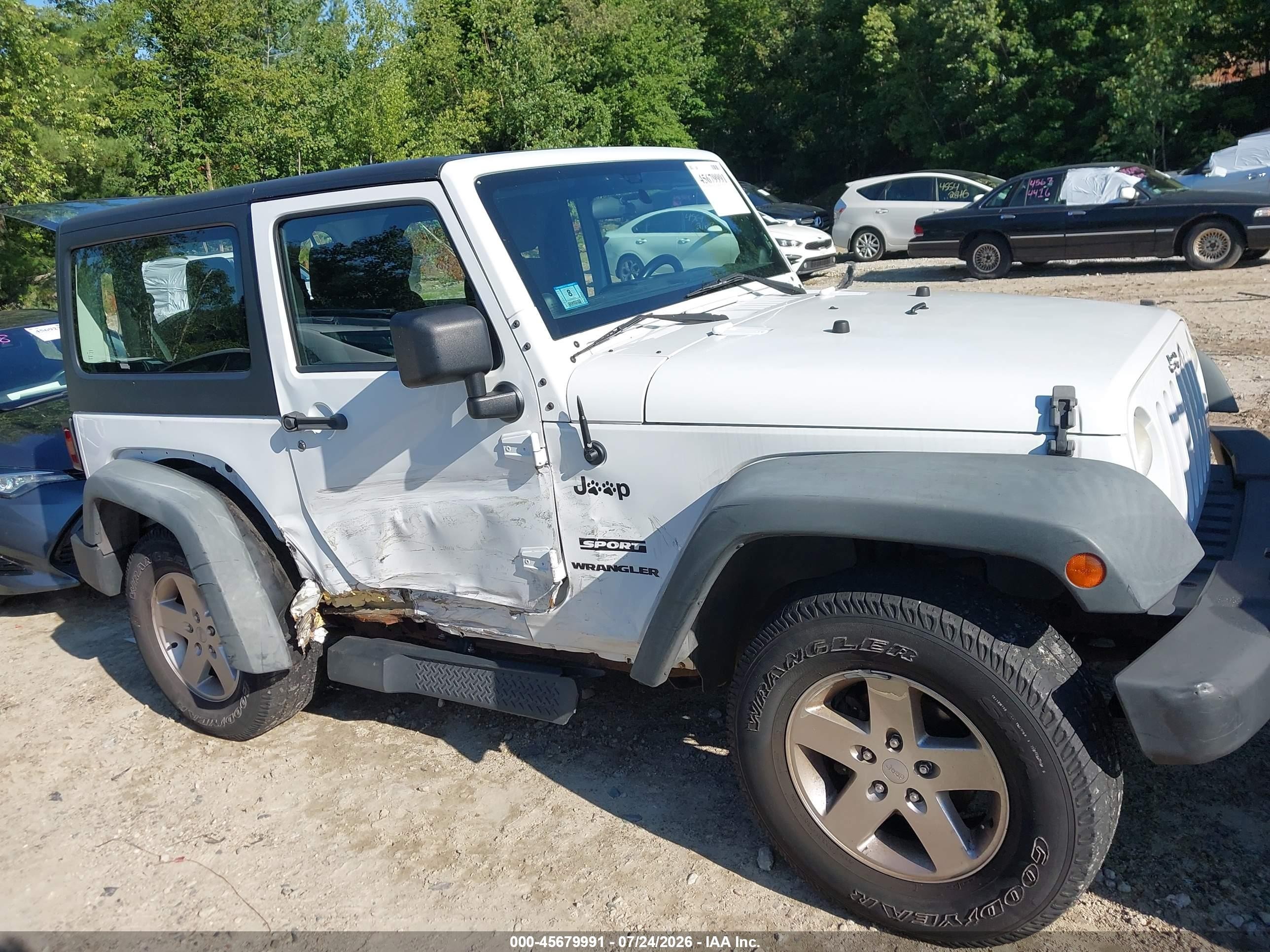 2011 Jeep Wrangler Sport White vin: 1J4AA2D17BL629024
