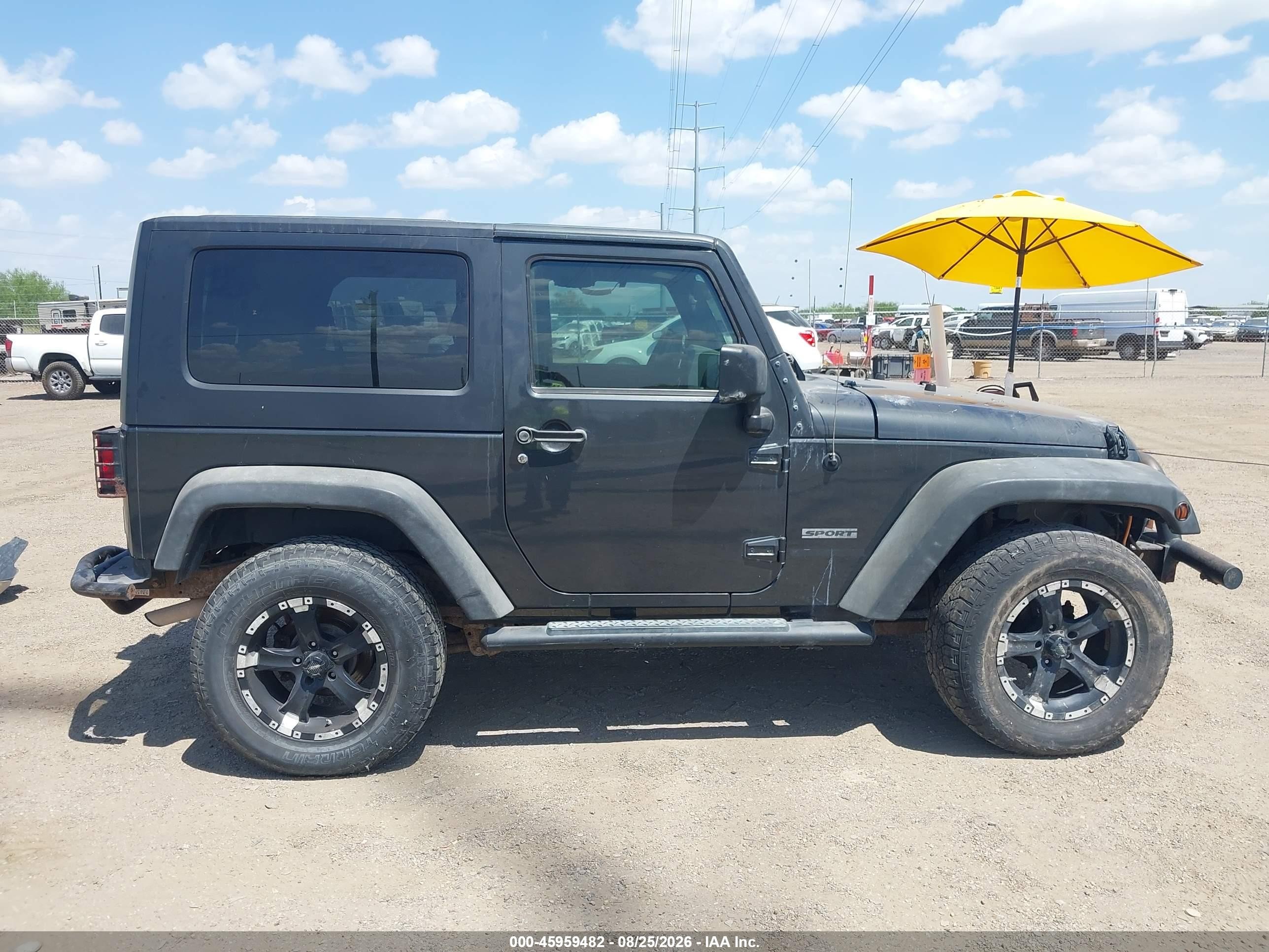 2010 Jeep Wrangler Sport Черный vin: 1J4AA2D18AL125421