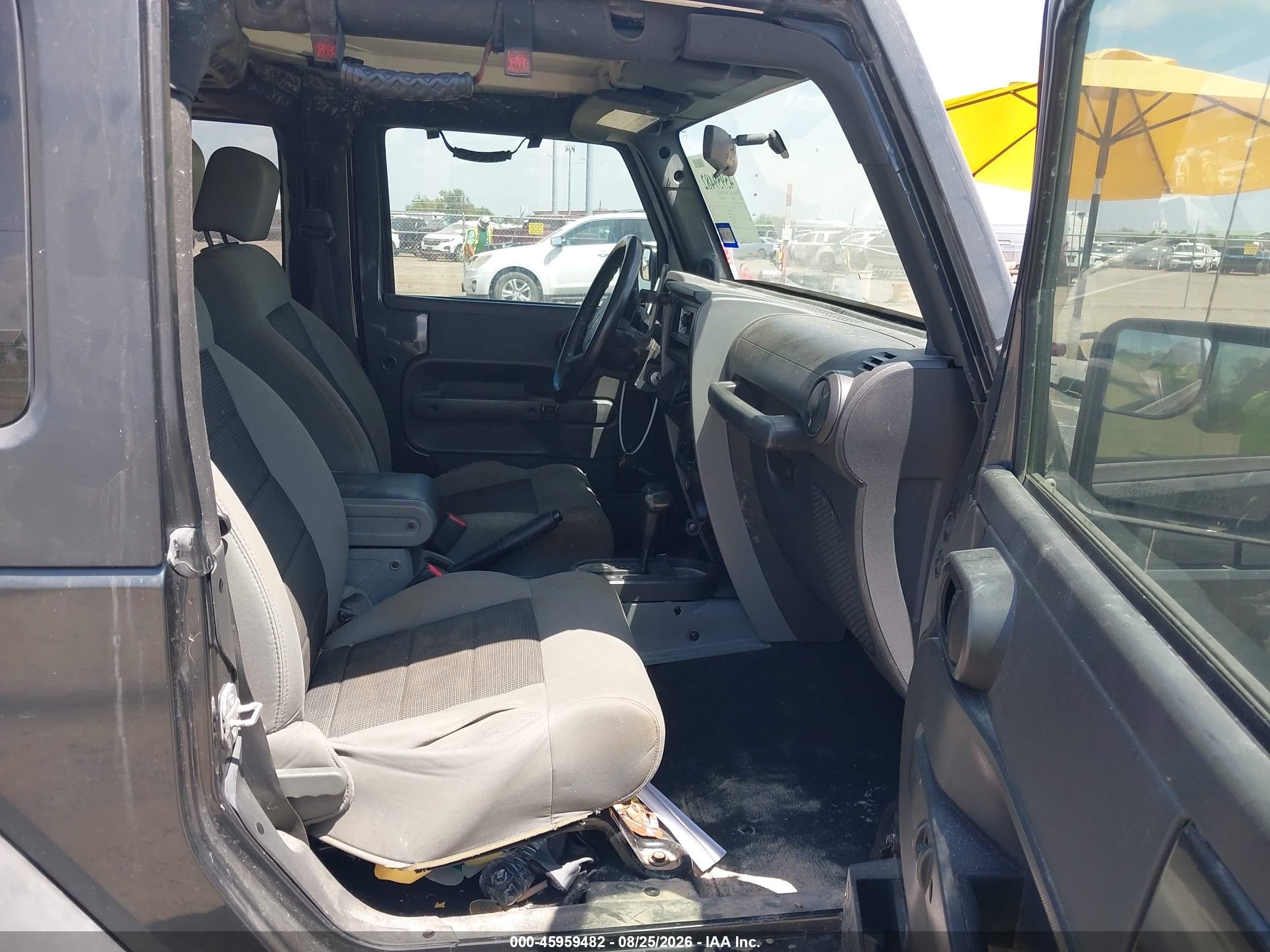 2010 Jeep Wrangler Sport Черный vin: 1J4AA2D18AL125421