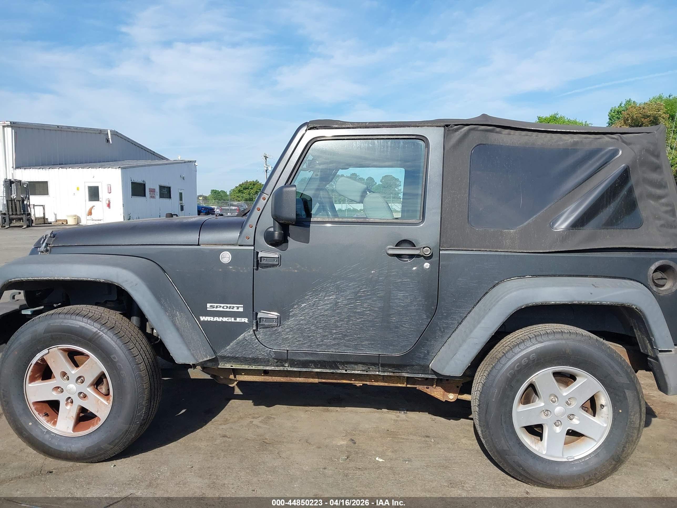 2010 Jeep Wrangler Sport Black vin: 1J4AA2D18AL144051