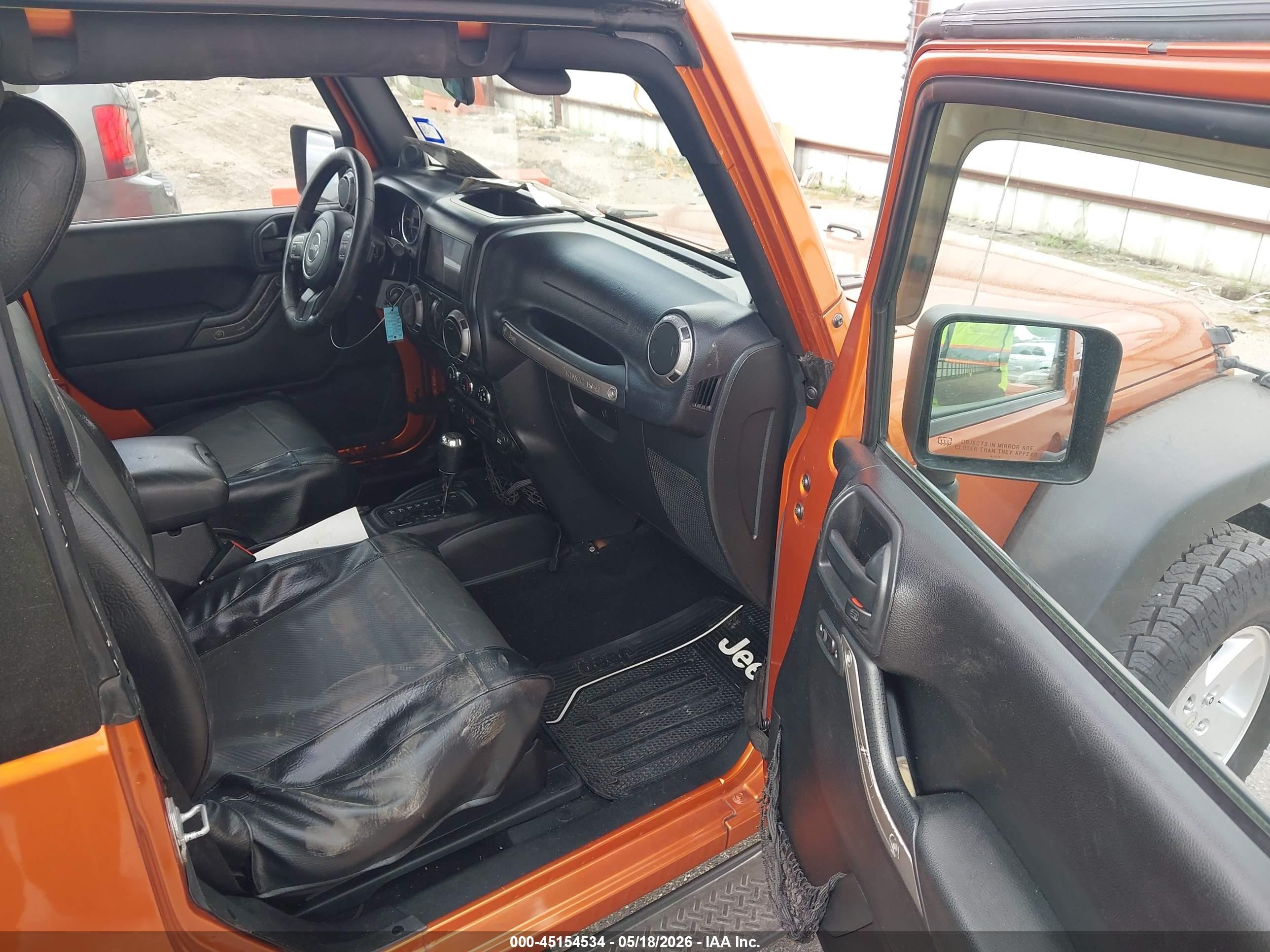 2011 Jeep Wrangler Sport Orange vin: 1J4AA2D18BL622101