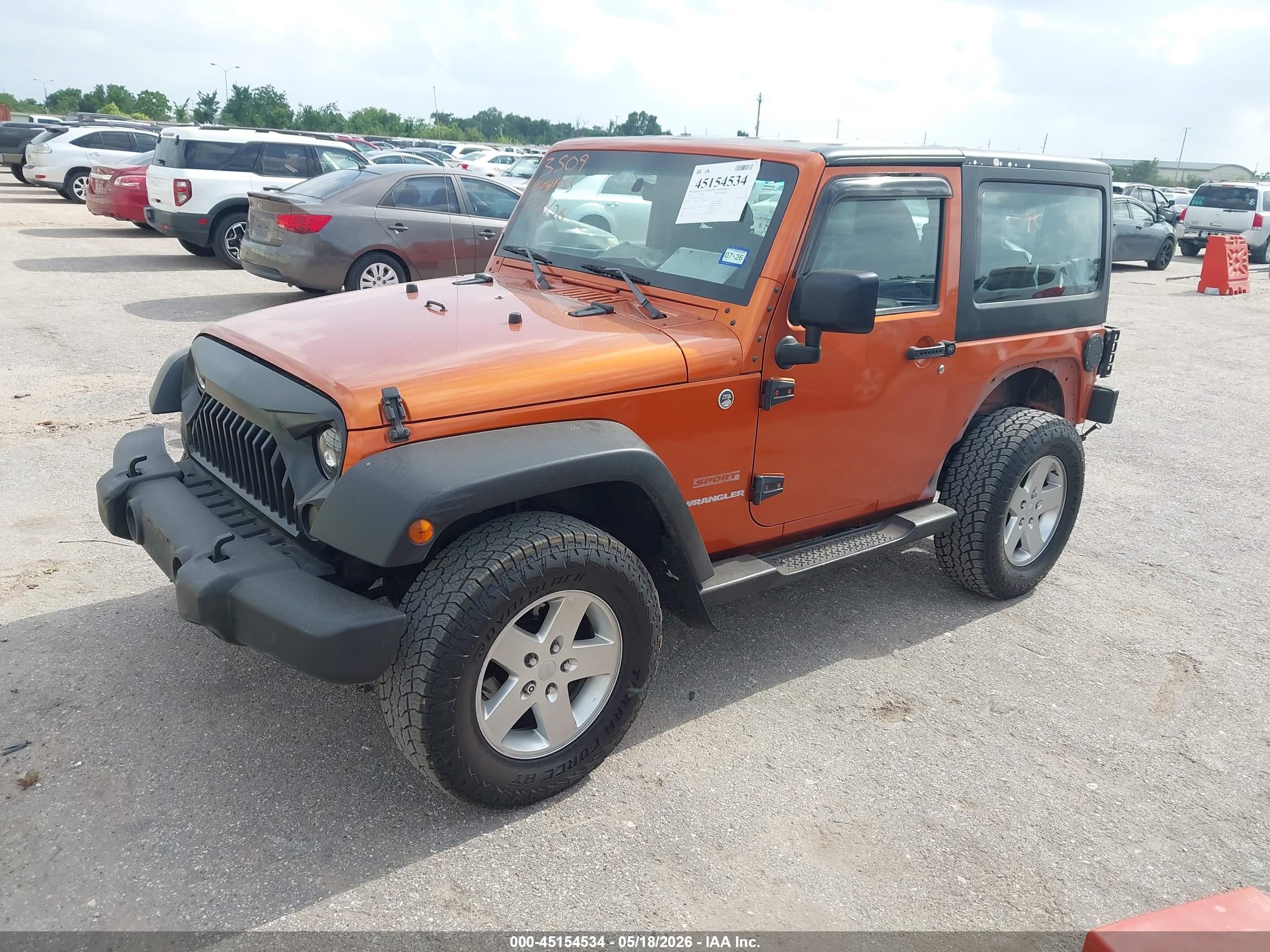 2011 Jeep Wrangler Sport Orange vin: 1J4AA2D18BL622101