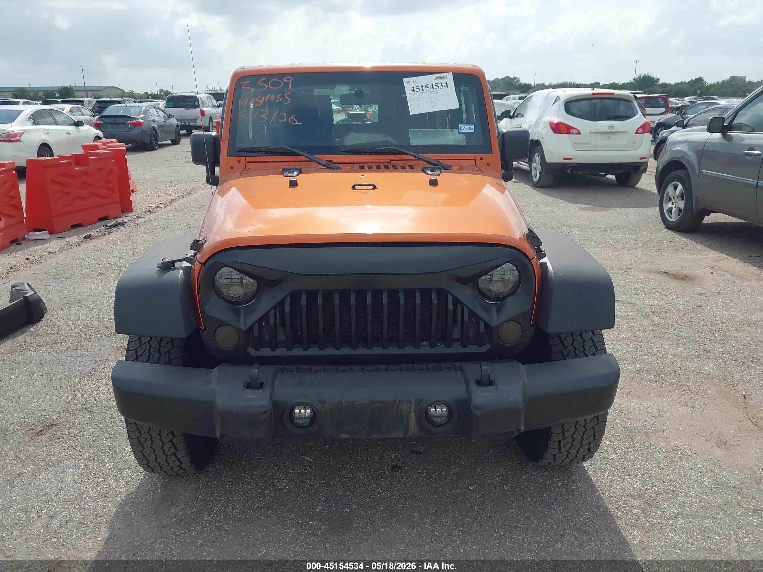 2011 Jeep Wrangler Sport Orange vin: 1J4AA2D18BL622101