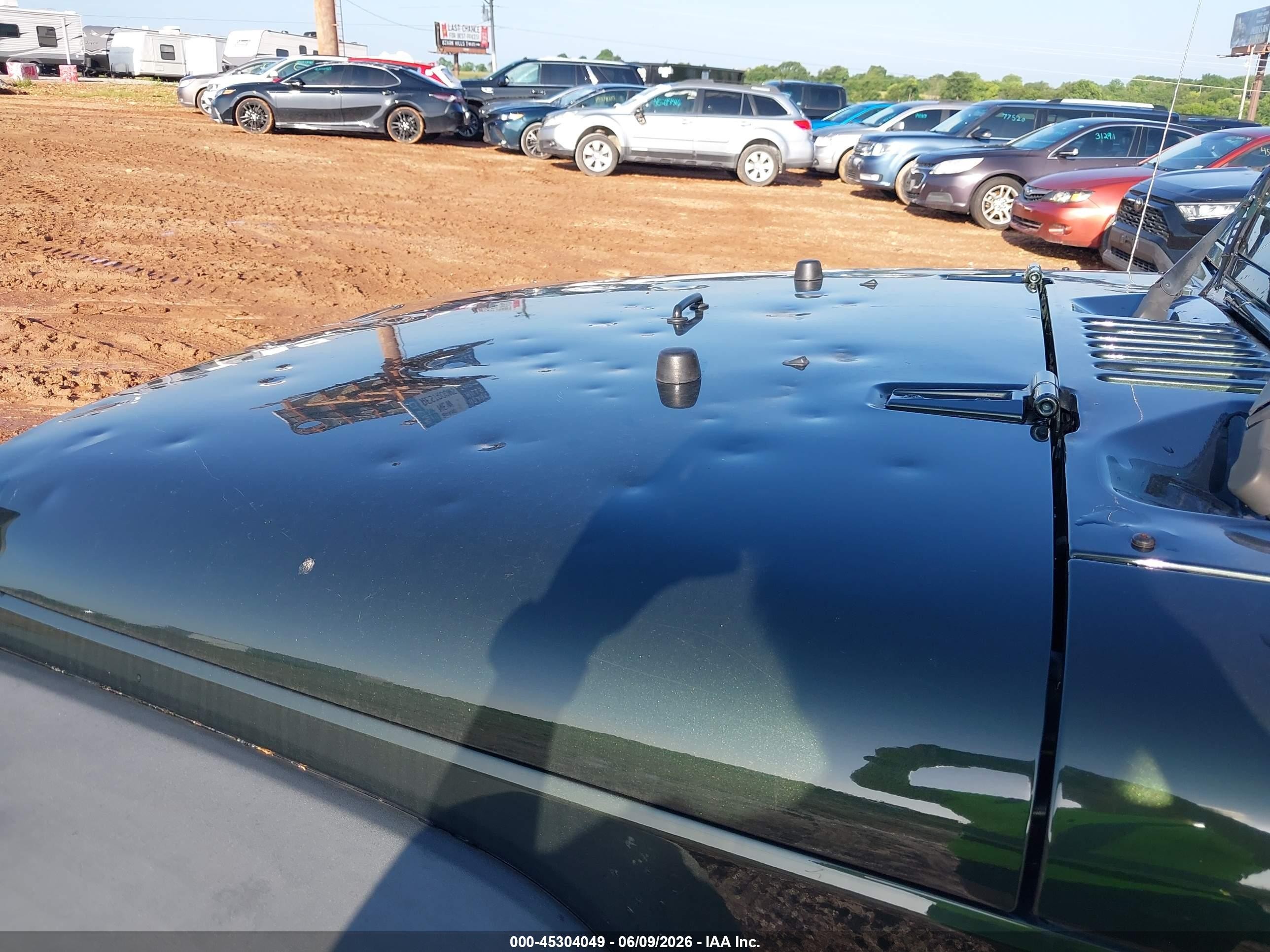 2010 Jeep Wrangler Sport Green vin: 1J4AA2D19AL204600
