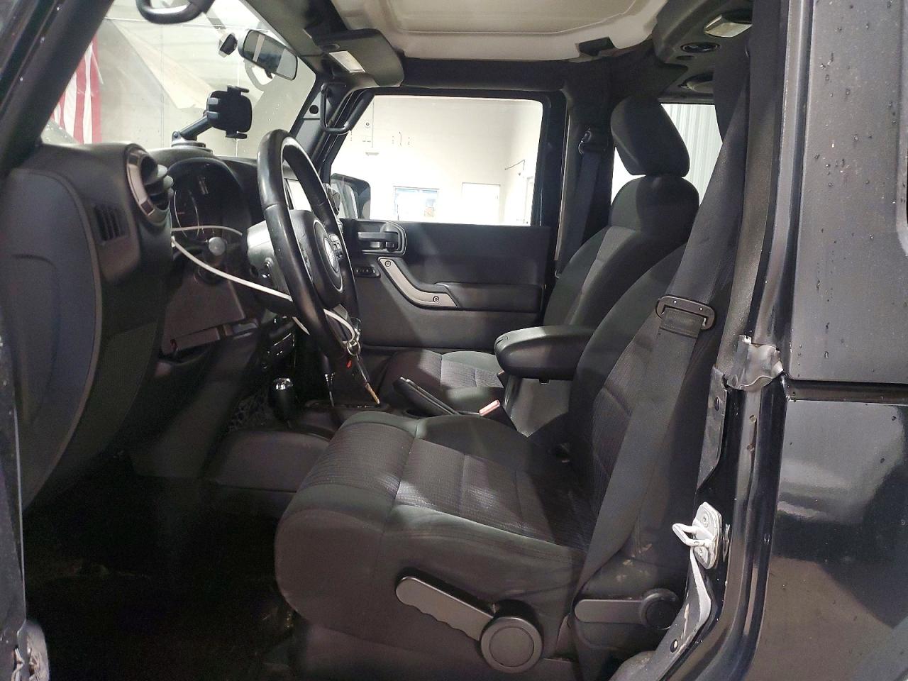 2011 Jeep Wrangler Sport Black vin: 1J4AA2D19BL596057