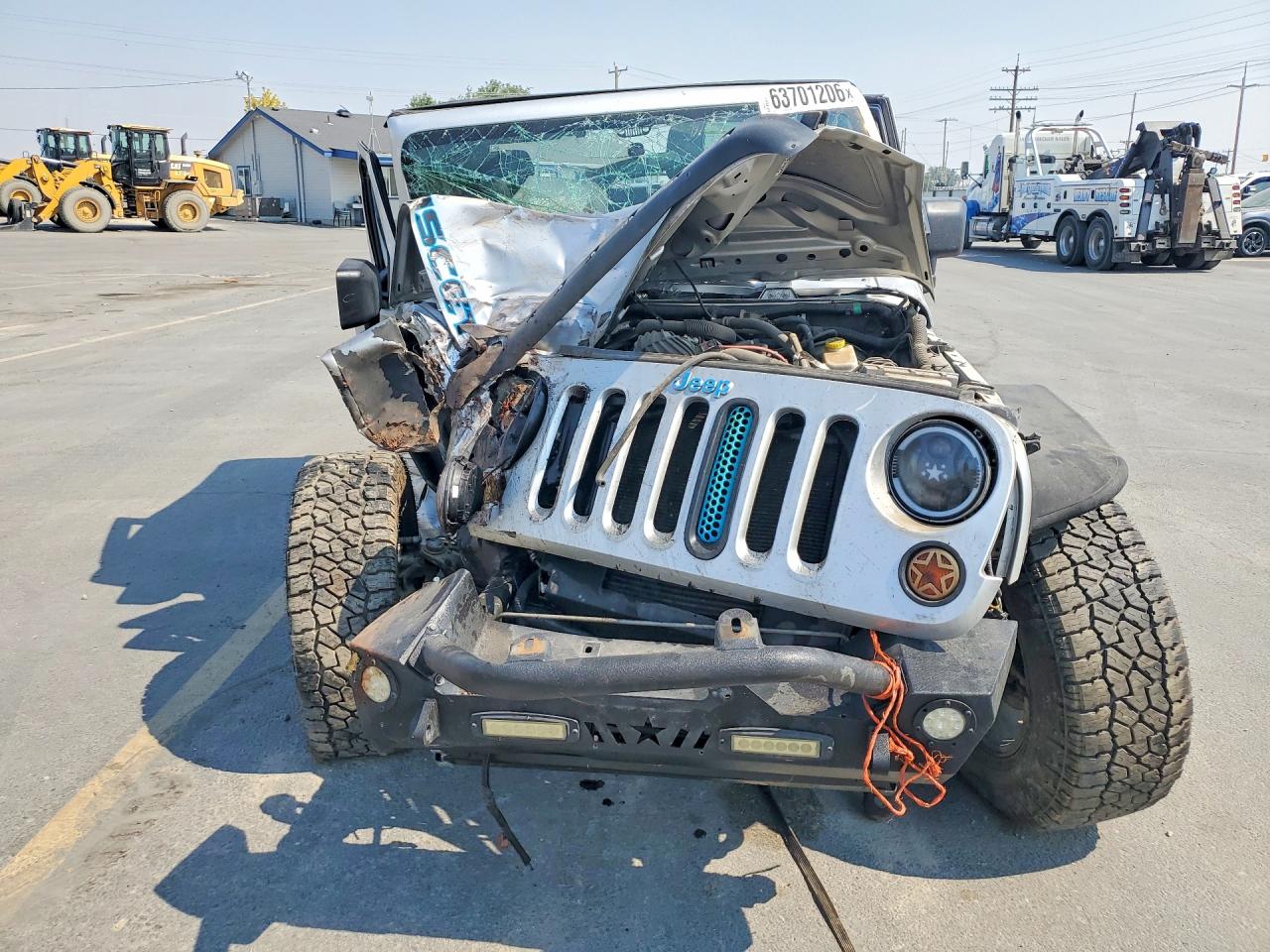 2011 Jeep Wrangler Sport Серебряный vin: 1J4AA2D19BL597564