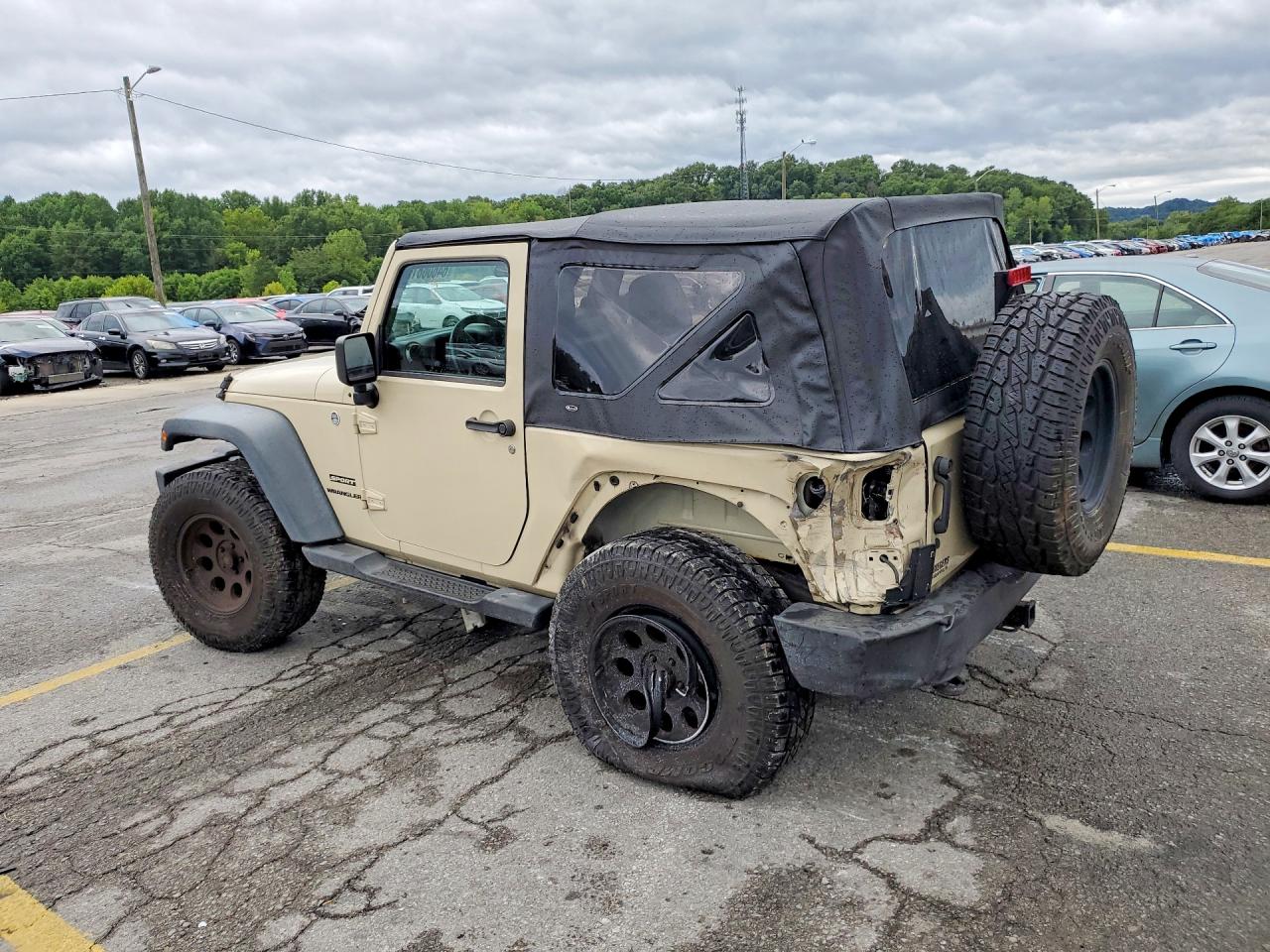 2011 Jeep Wrangler Sport Tan vin: 1J4AA2D19BL602536
