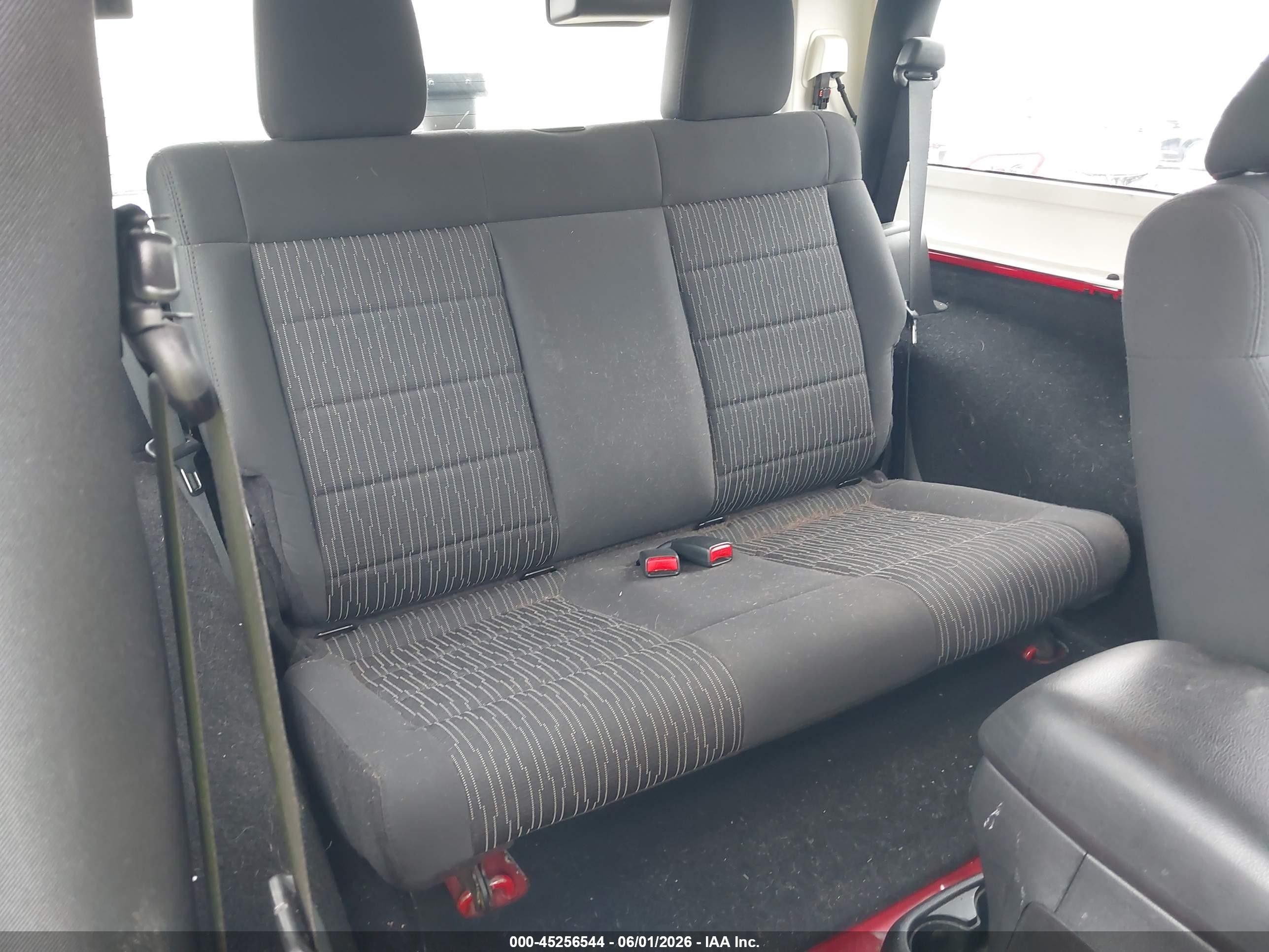 2011 Jeep Wrangler Sport Красный vin: 1J4AA2D19BL636413