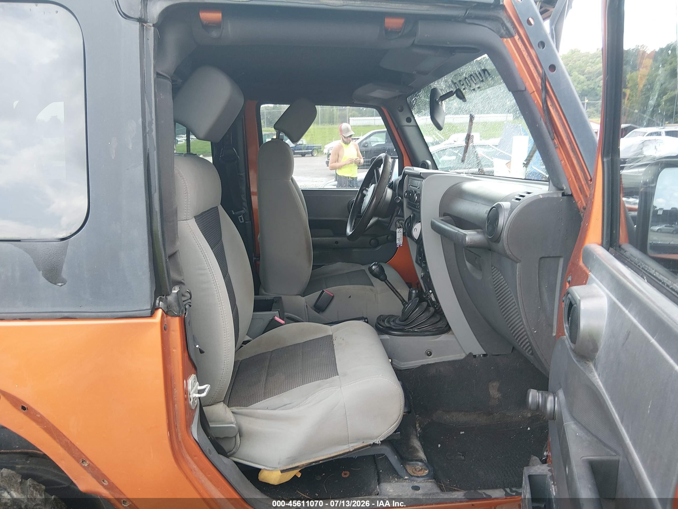 2010 Jeep Wrangler Sport Orange vin: 1J4AA2D1XAL211846