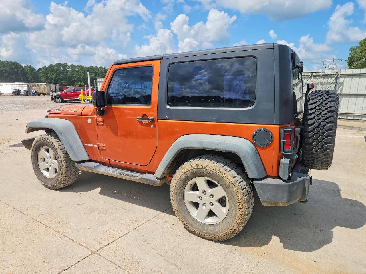 2010 Jeep Wrangler Sport Оранжевый vin: 1J4AA2D1XAL228176