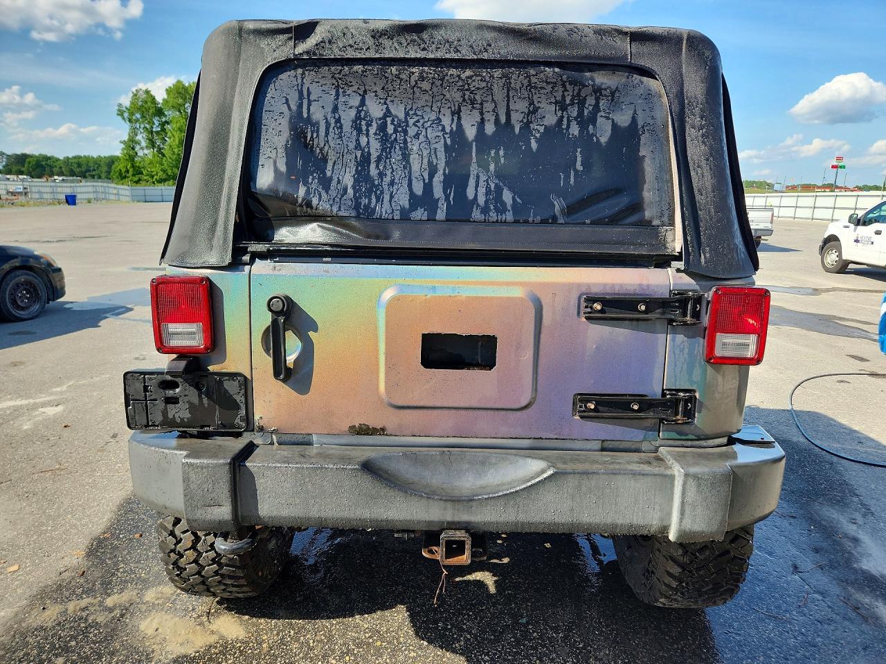 2011 Jeep Wrangler Sport Silver vin: 1J4AA2D1XBL505166