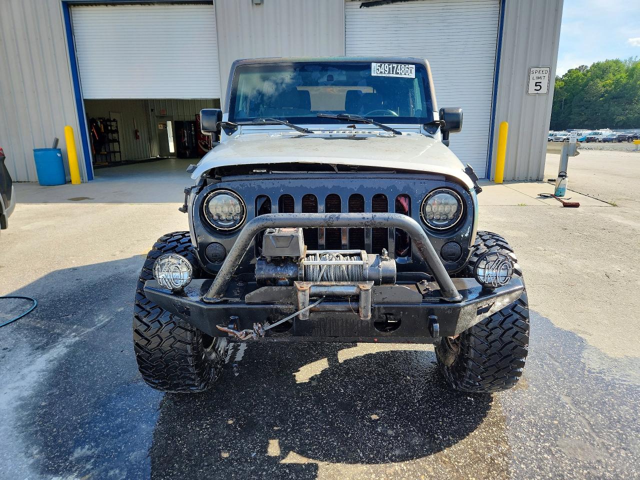 2011 Jeep Wrangler Sport Silver vin: 1J4AA2D1XBL505166