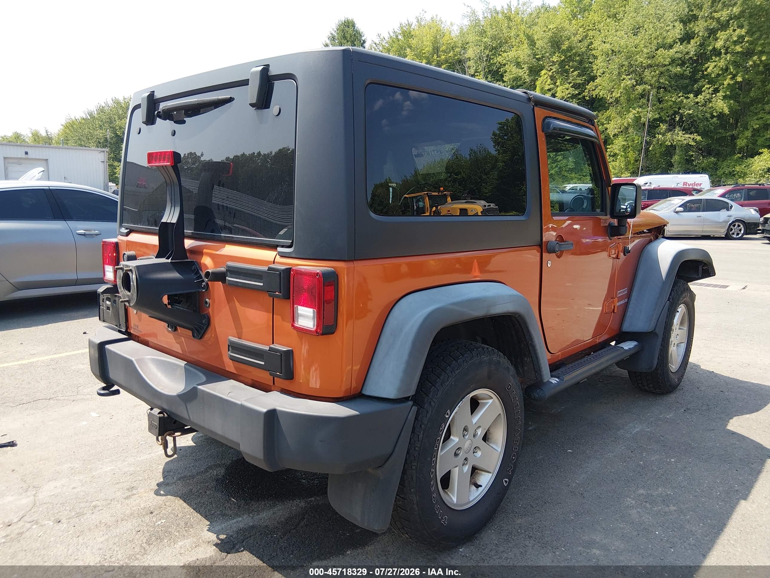 2011 Jeep Wrangler Sport Оранжевый vin: 1J4AA2D1XBL542864