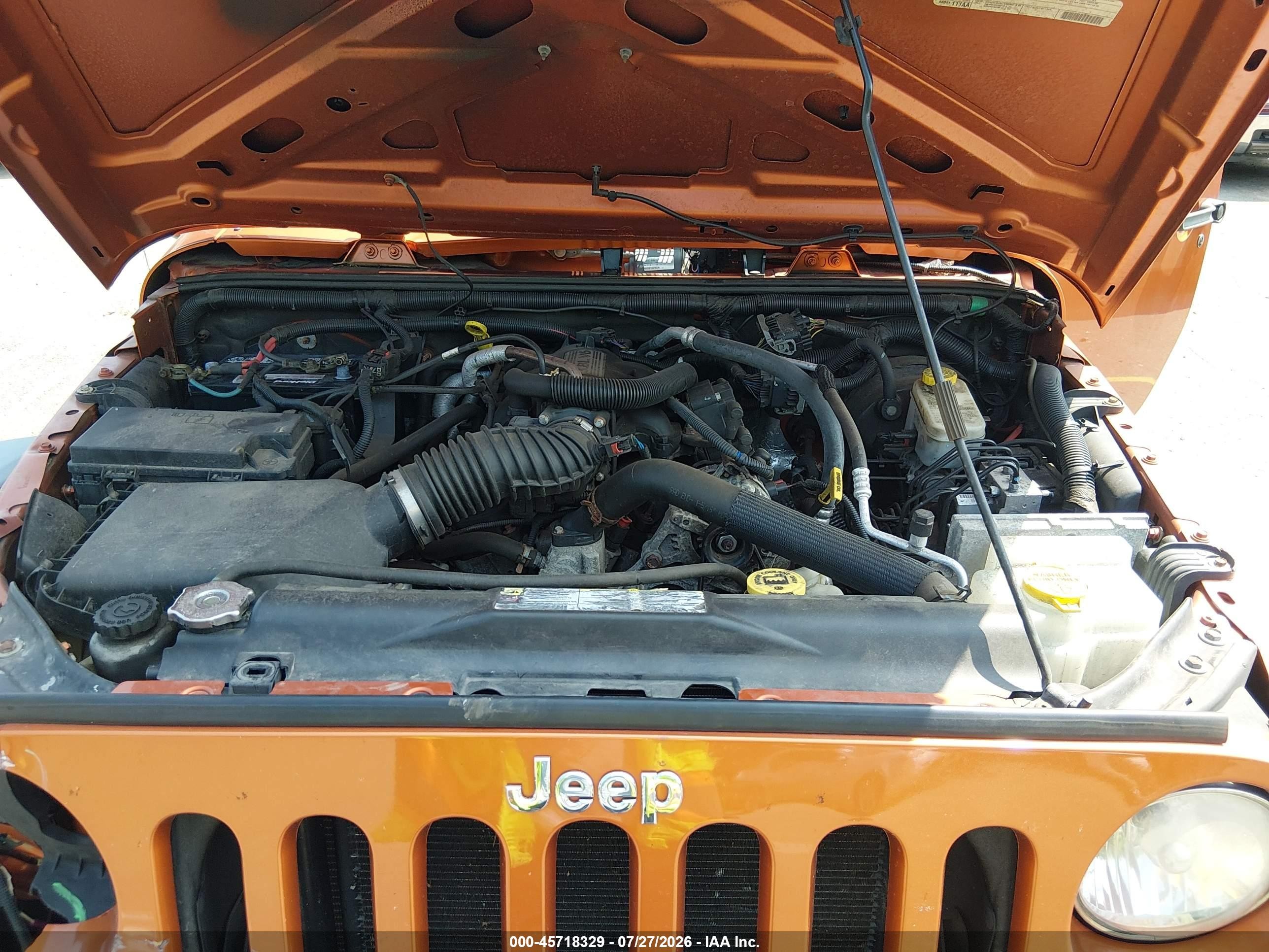 2011 Jeep Wrangler Sport Оранжевый vin: 1J4AA2D1XBL542864