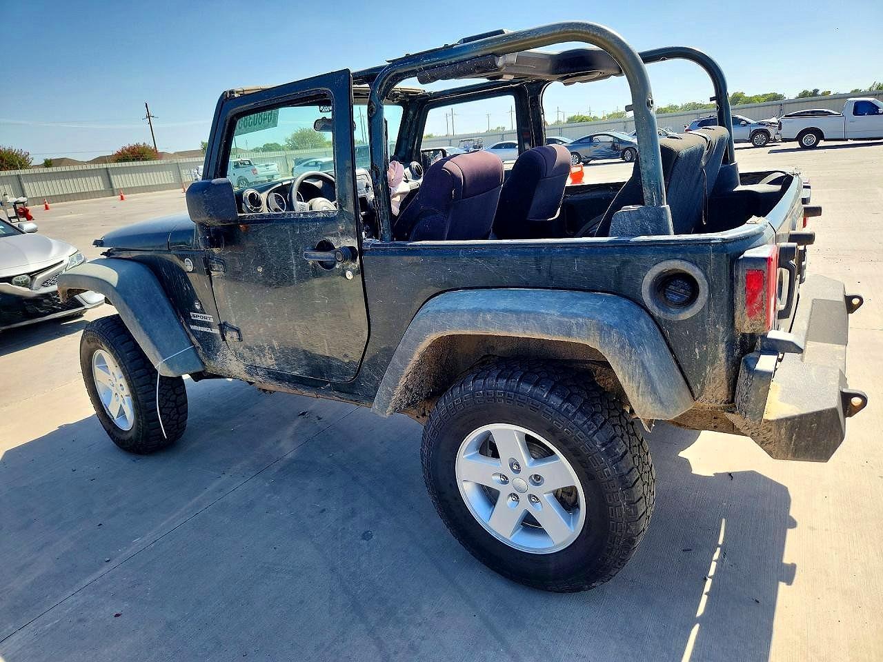 2011 Jeep Wrangler Sport Green vin: 1J4AA2D1XBL555789