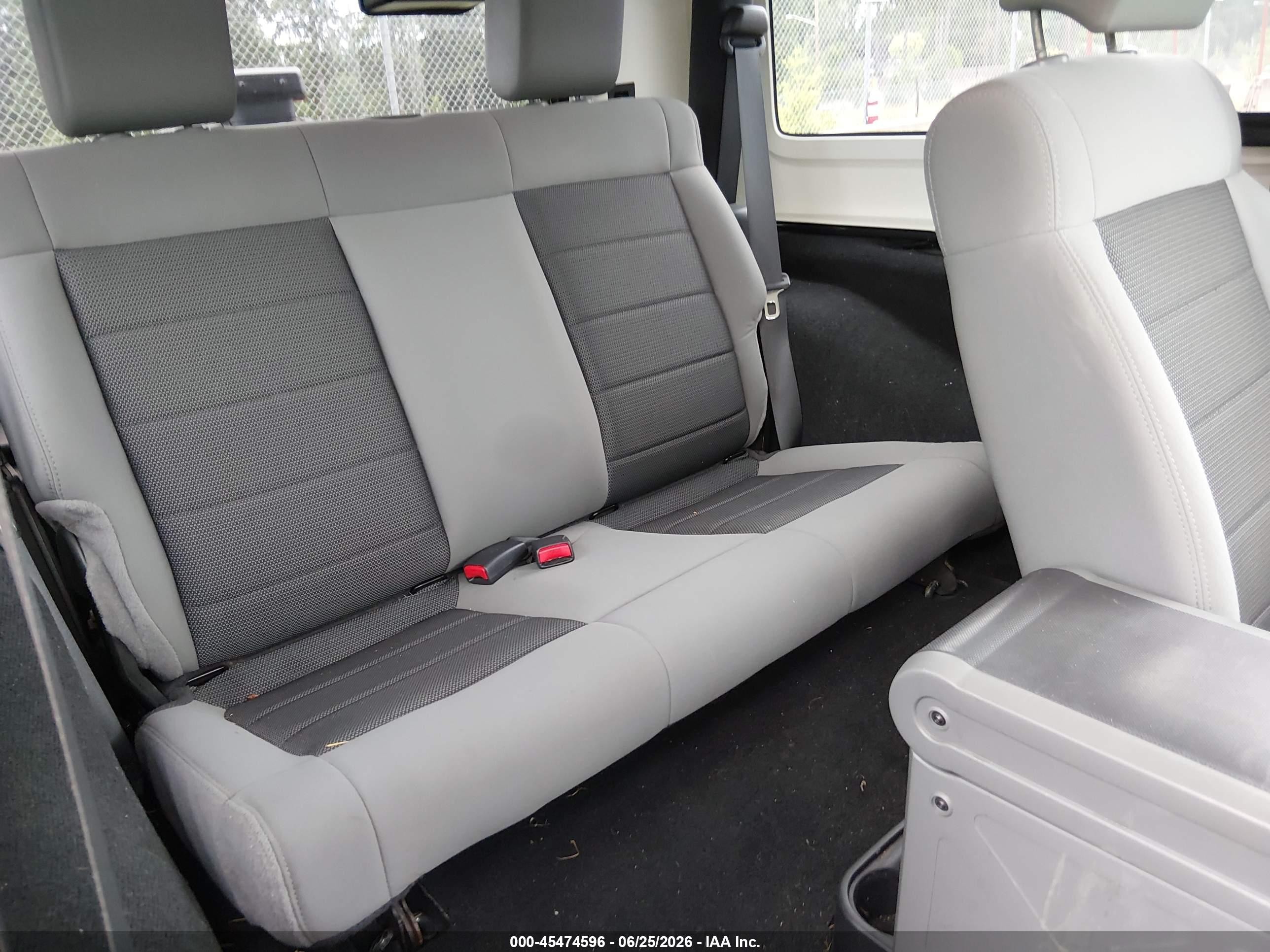 2010 Jeep Wrangler Sahara Gray vin: 1J4AA5D12AL122810