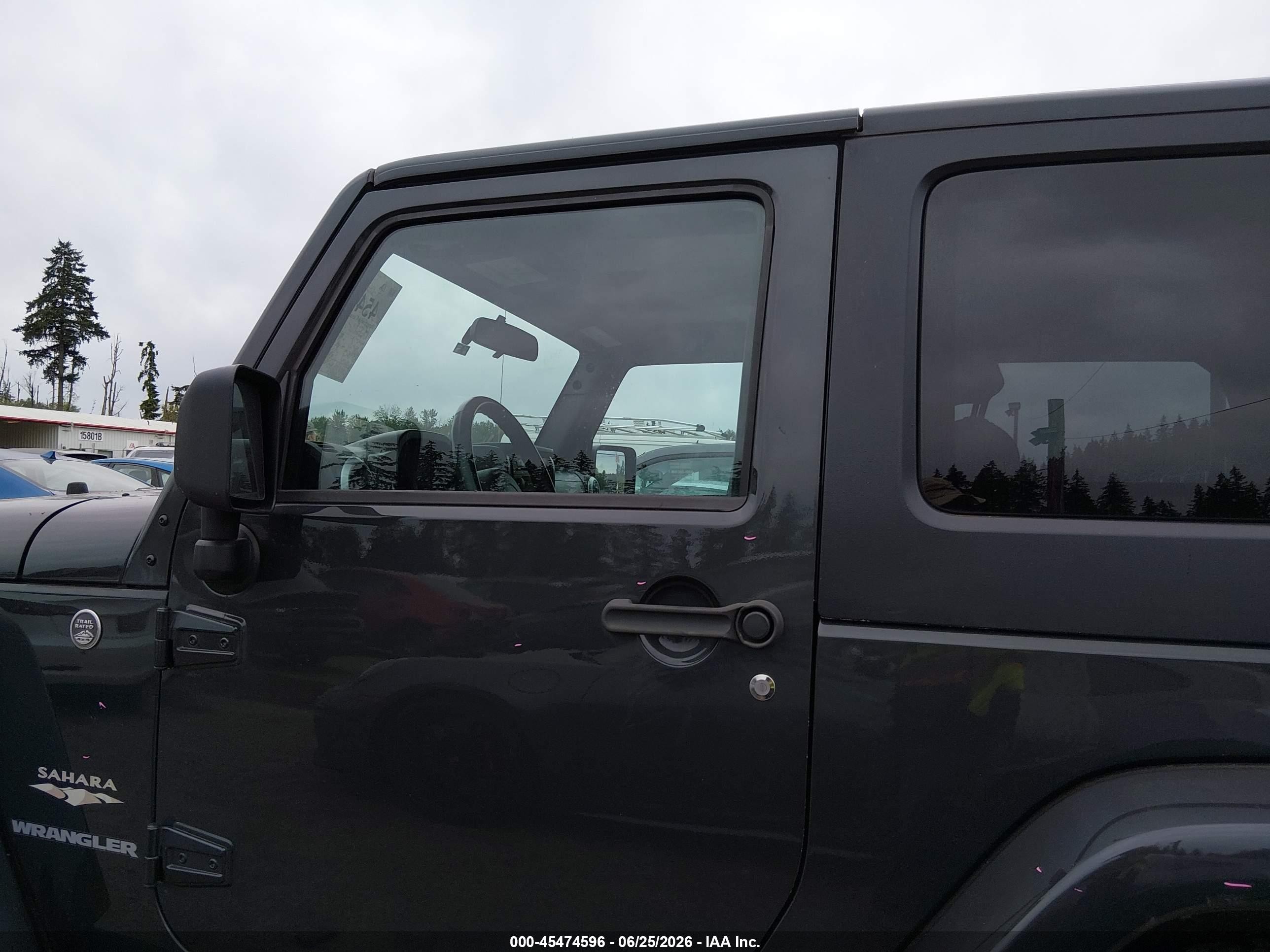 2010 Jeep Wrangler Sahara Gray vin: 1J4AA5D12AL122810
