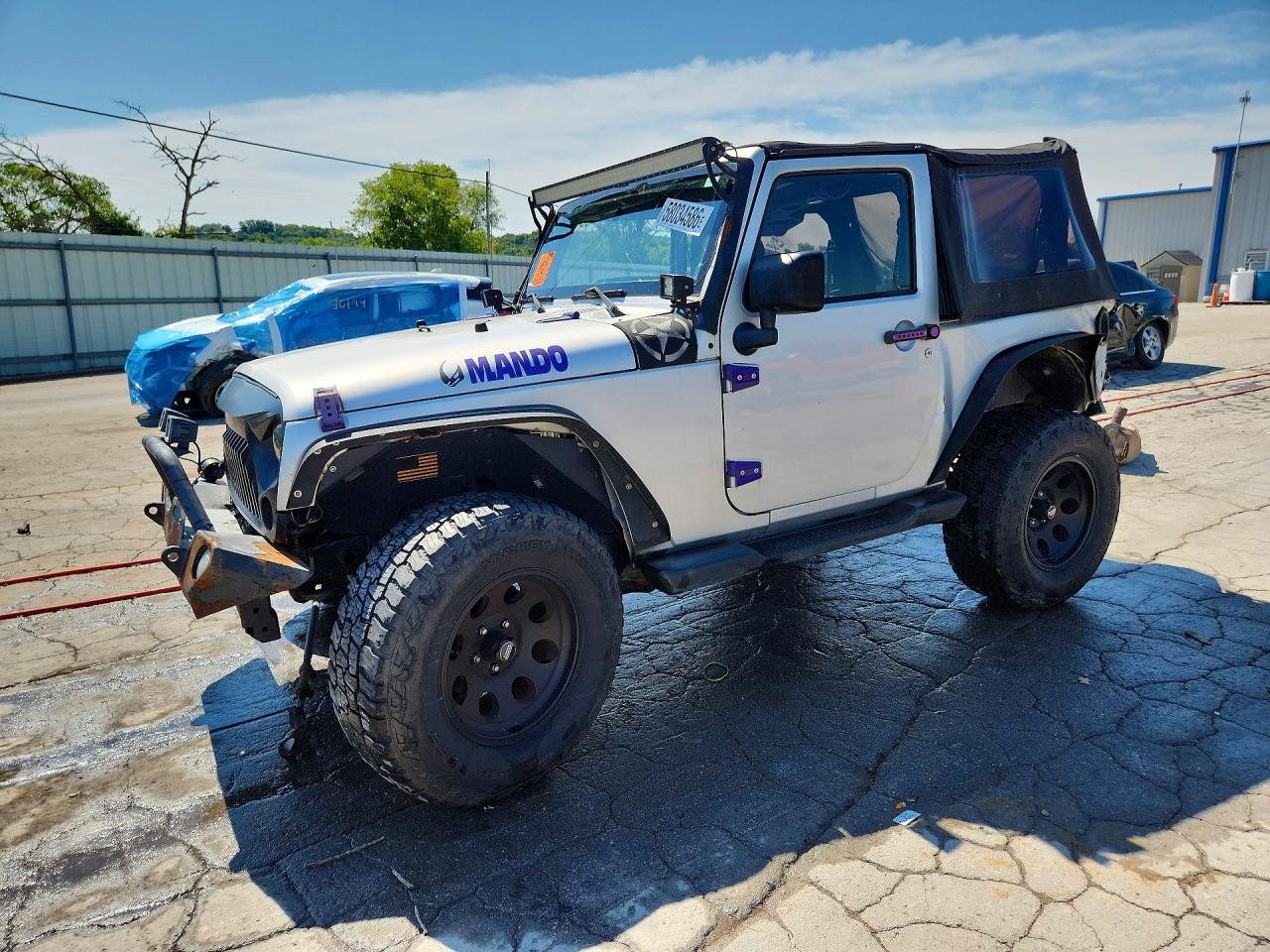 2011 Jeep Wrangler Sahara Silver vin: 1J4AA5D12BL524084