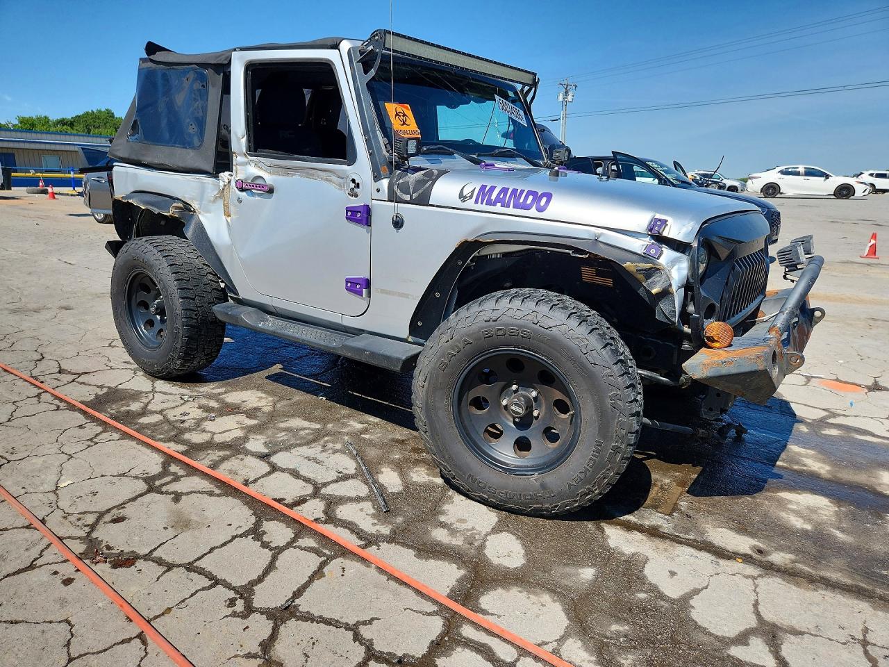 2011 Jeep Wrangler Sahara Серебряный vin: 1J4AA5D12BL524084
