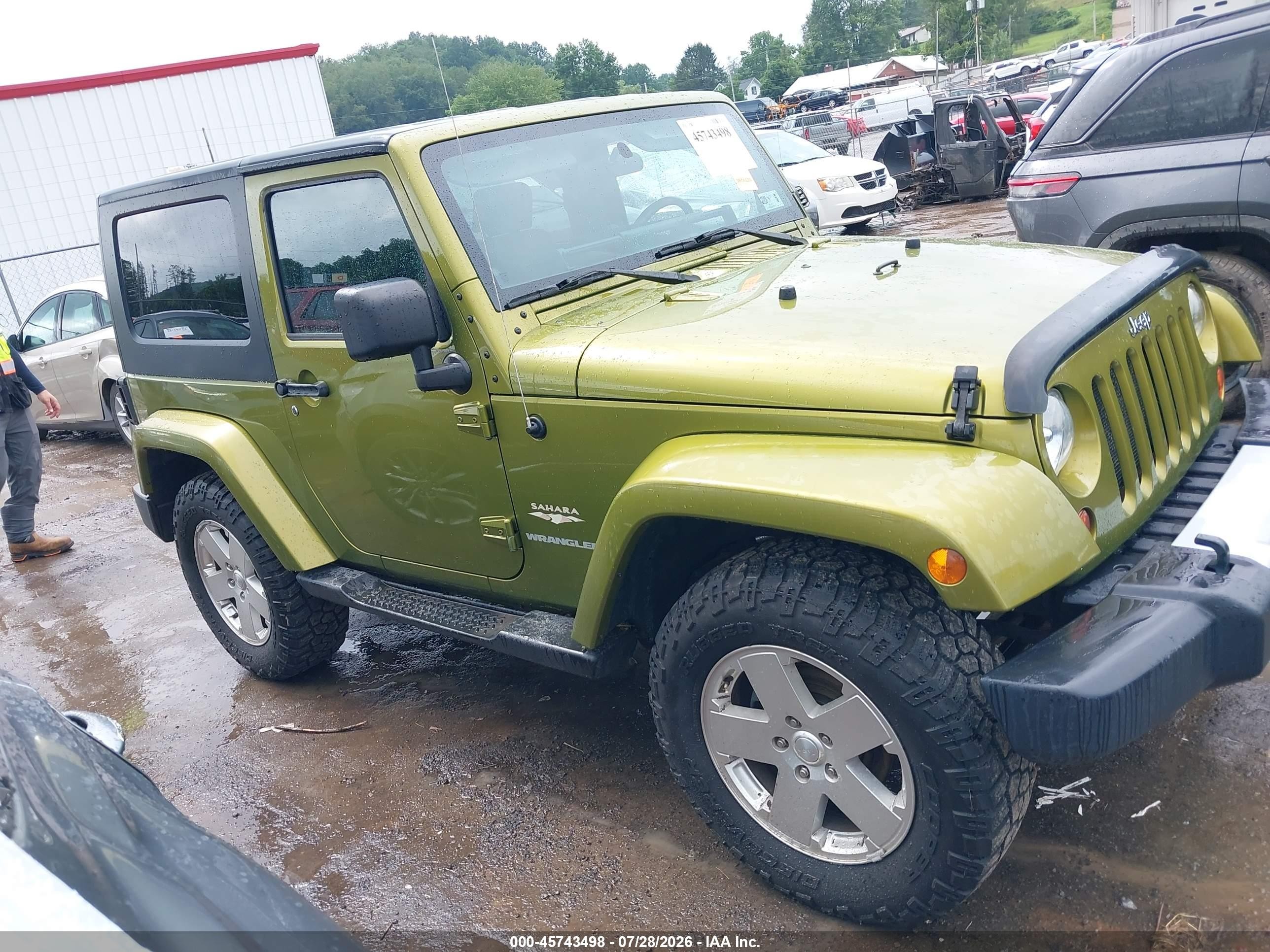 2010 Jeep Wrangler Sahara Зеленый vin: 1J4AA5D16AL221968