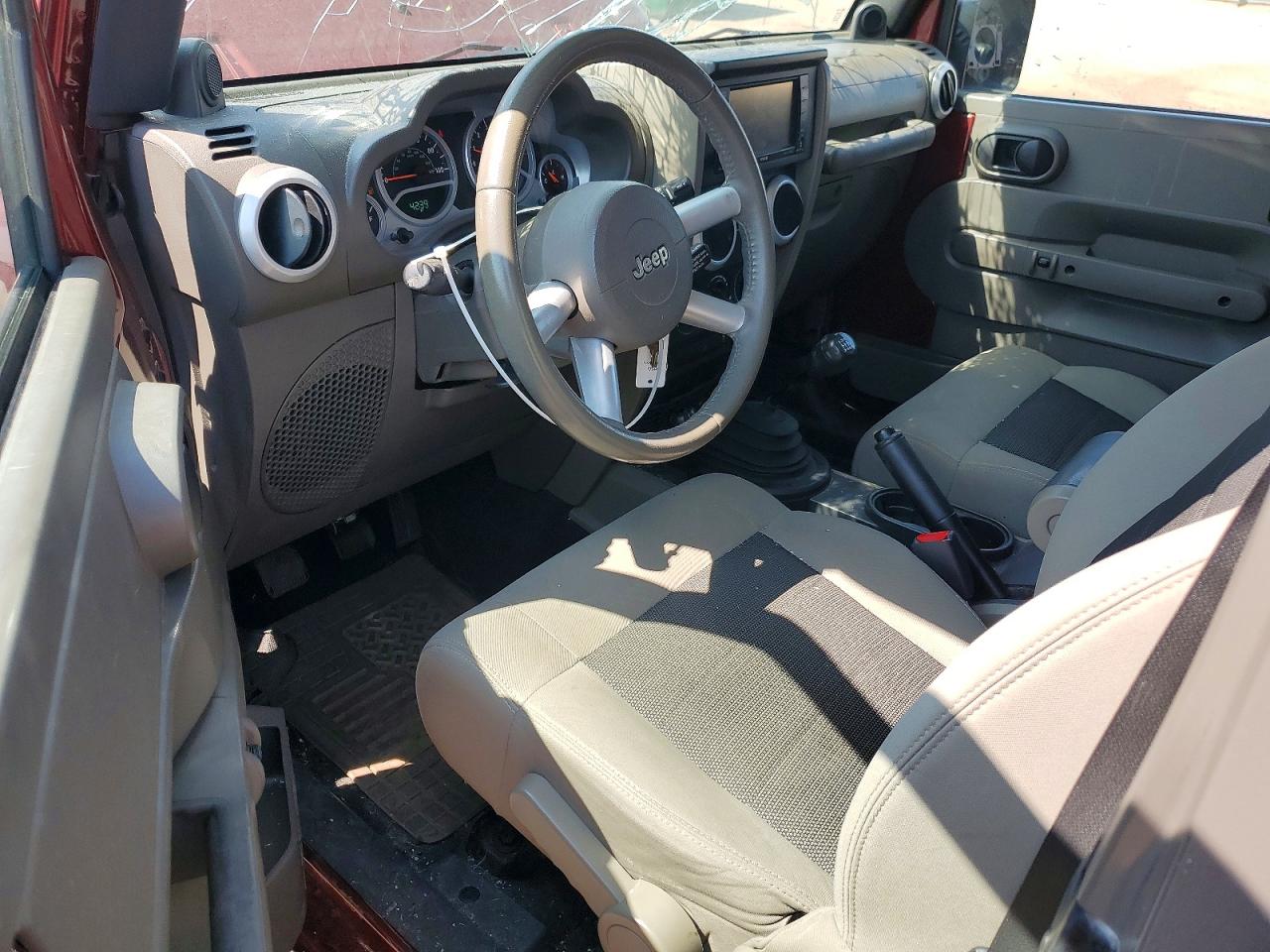 2010 Jeep Wrangler Sahara Maroon vin: 1J4AA5D17AL141224
