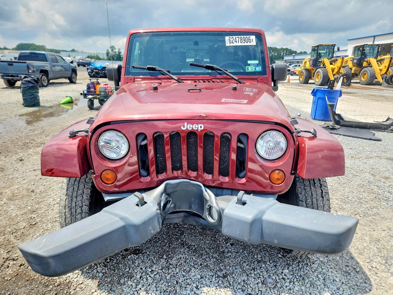 2010 Jeep Wrangler Sahara Burgundy vin: 1J4AA5D17AL181528