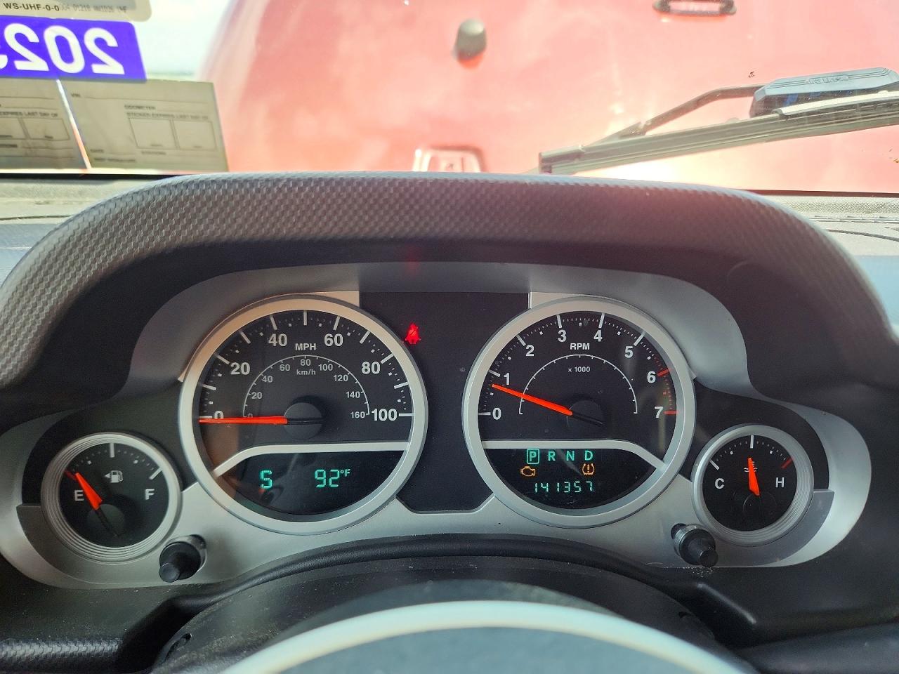 2010 Jeep Wrangler Sahara Burgundy vin: 1J4AA5D17AL181528