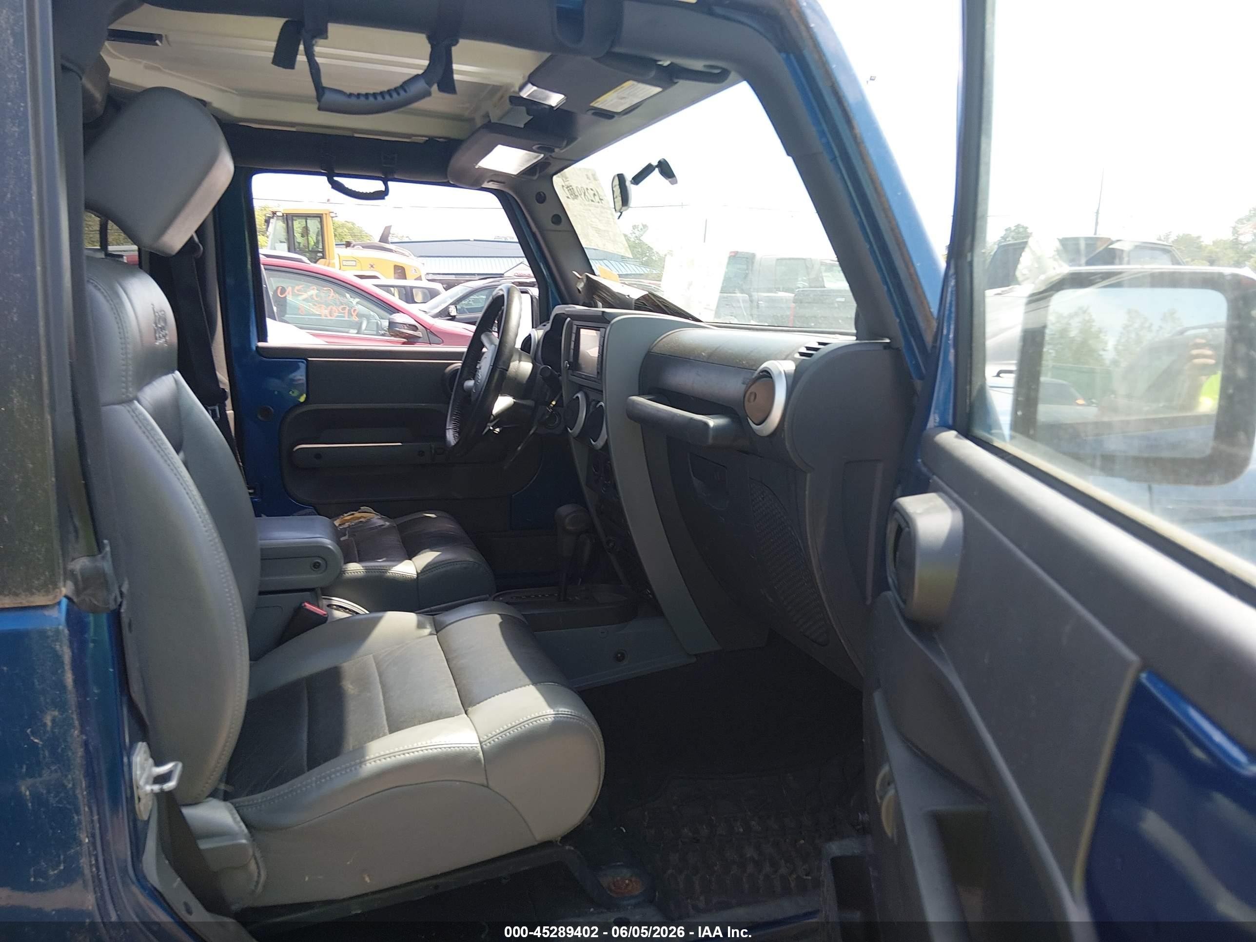 2010 Jeep Wrangler Sahara Blue vin: 1J4AA5D17AL202359