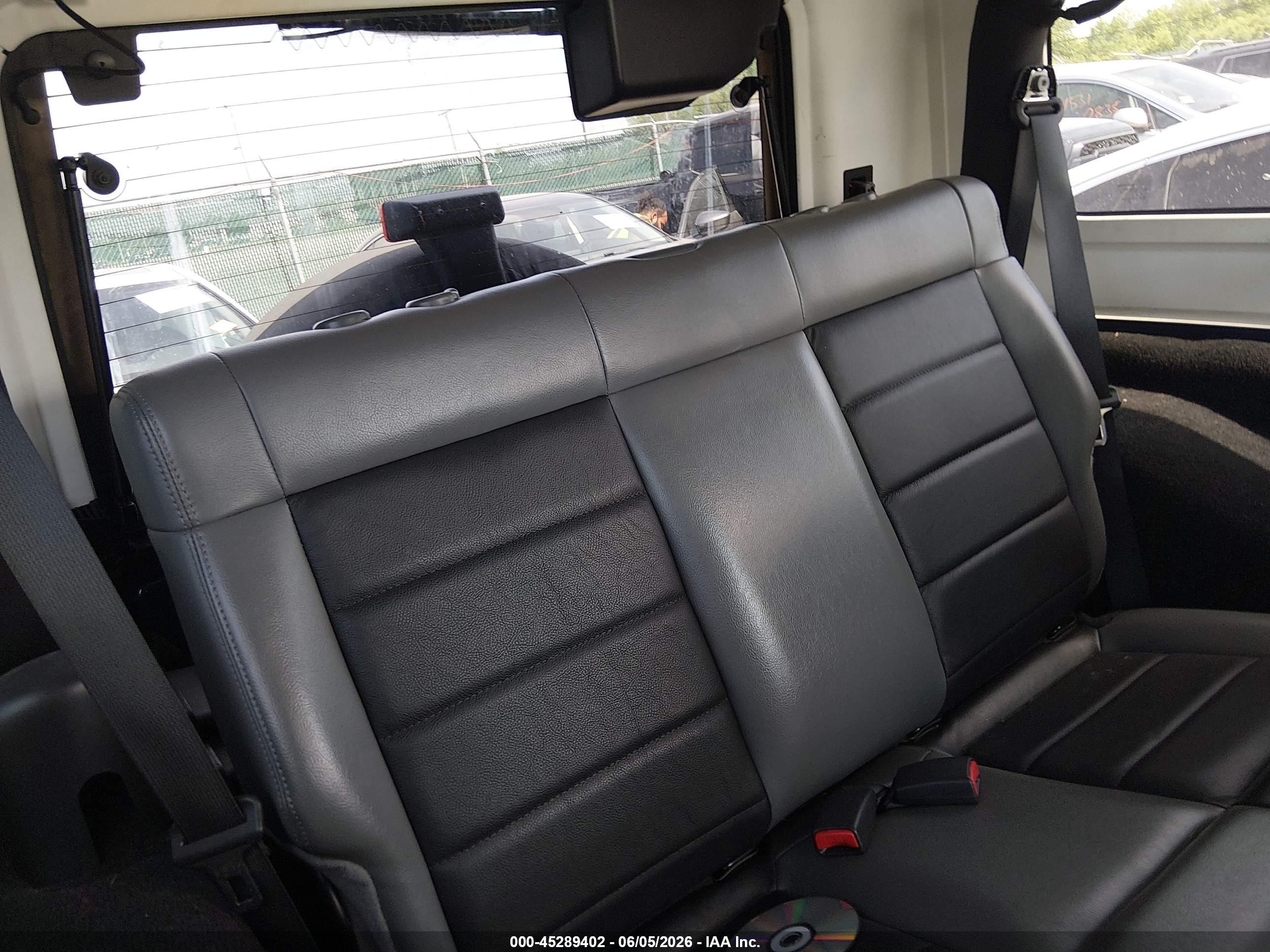2010 Jeep Wrangler Sahara Blue vin: 1J4AA5D17AL202359