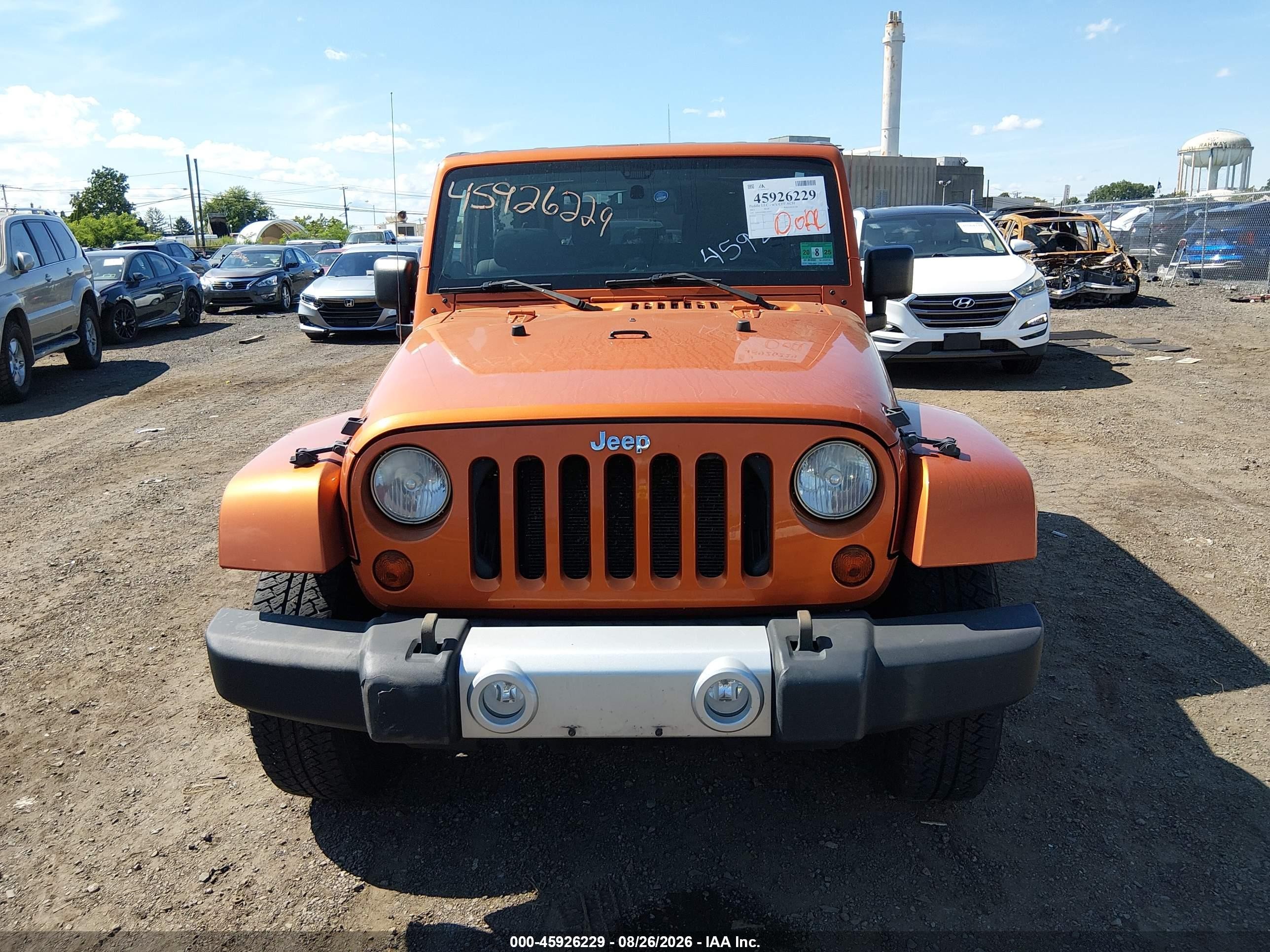 2011 Jeep Wrangler Sahara Orange vin: 1J4AA5D18BL502672