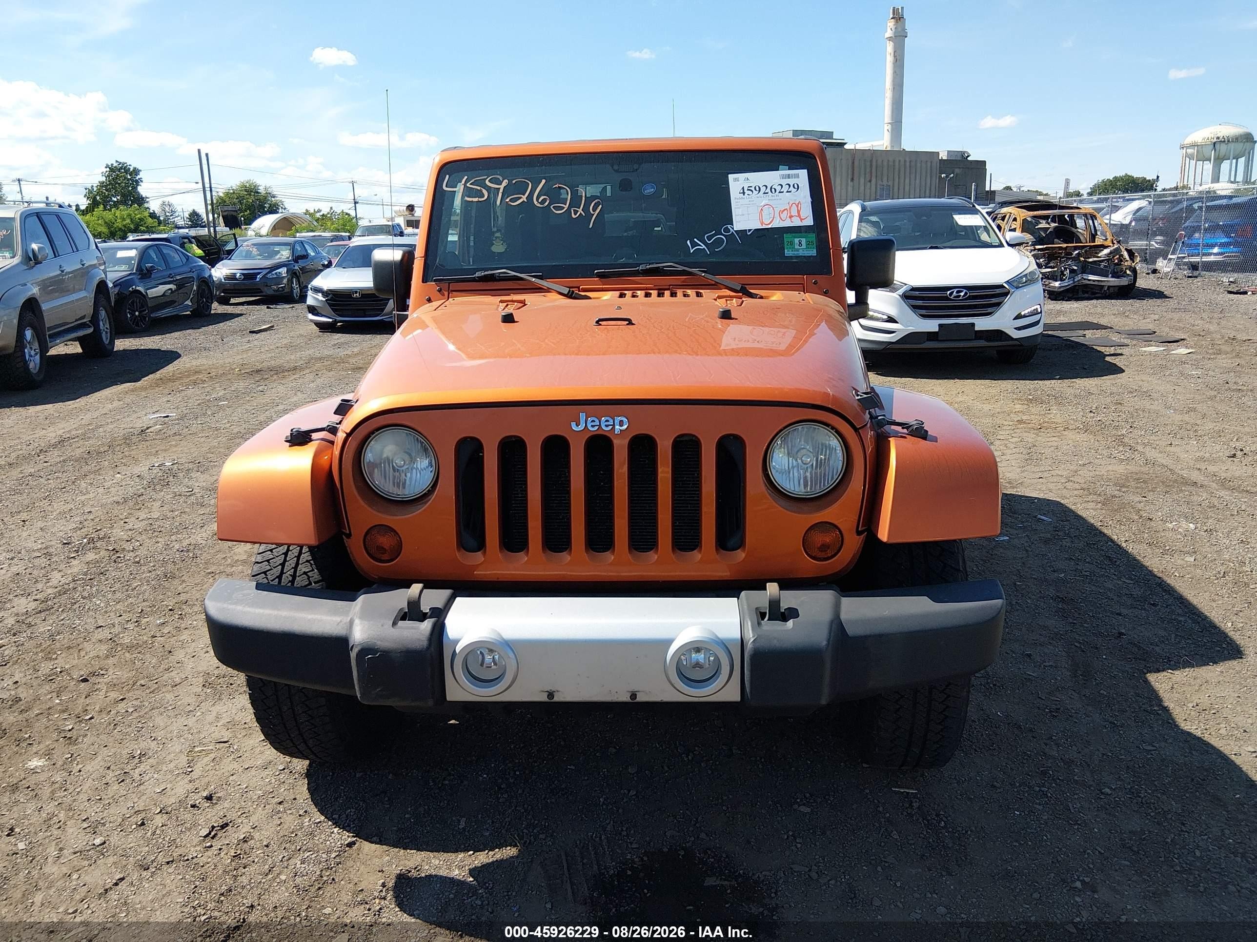 2011 Jeep Wrangler Sahara Orange vin: 1J4AA5D18BL502672