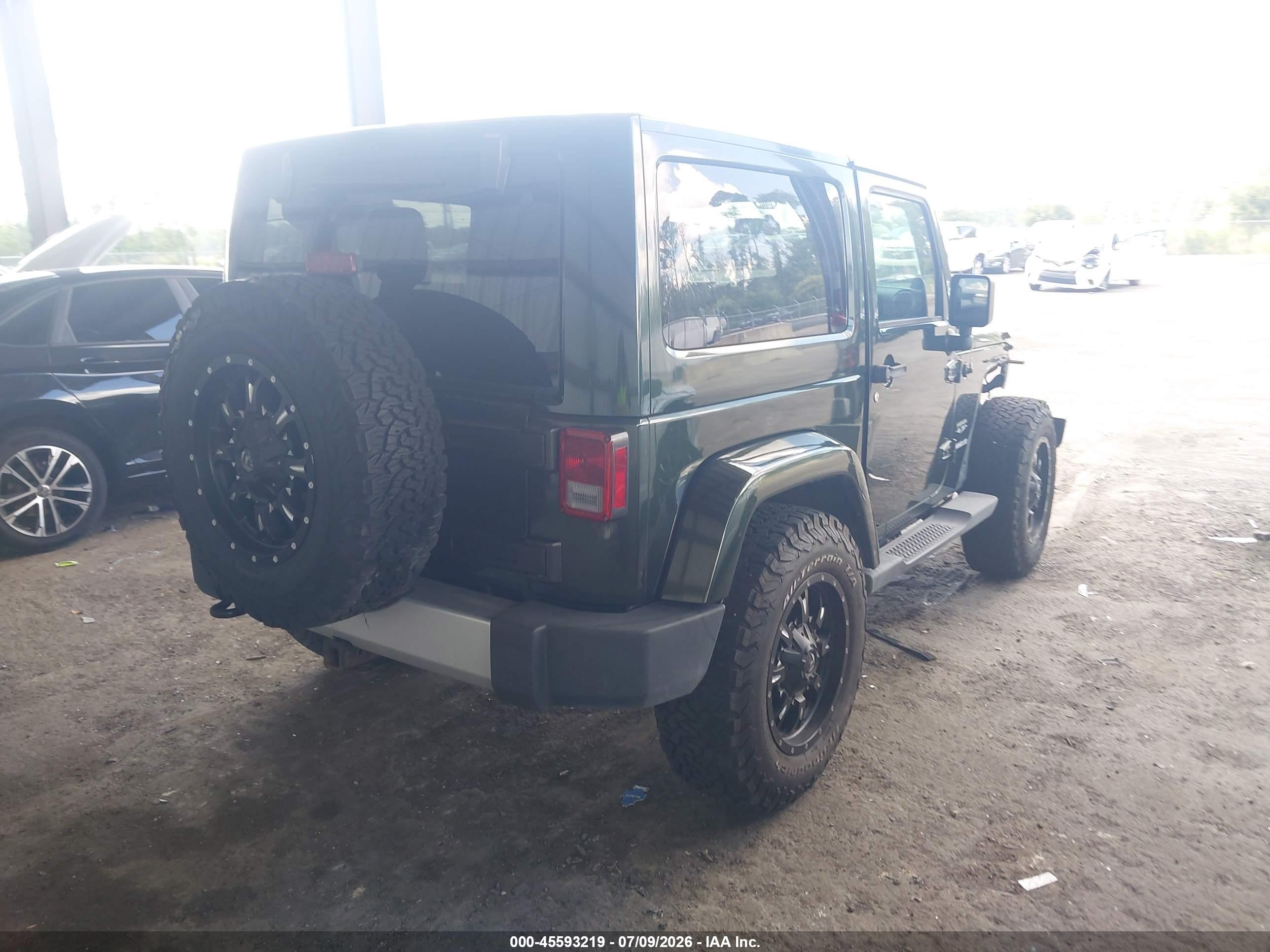 2011 Jeep Wrangler Sahara Green vin: 1J4AA5D18BL506561