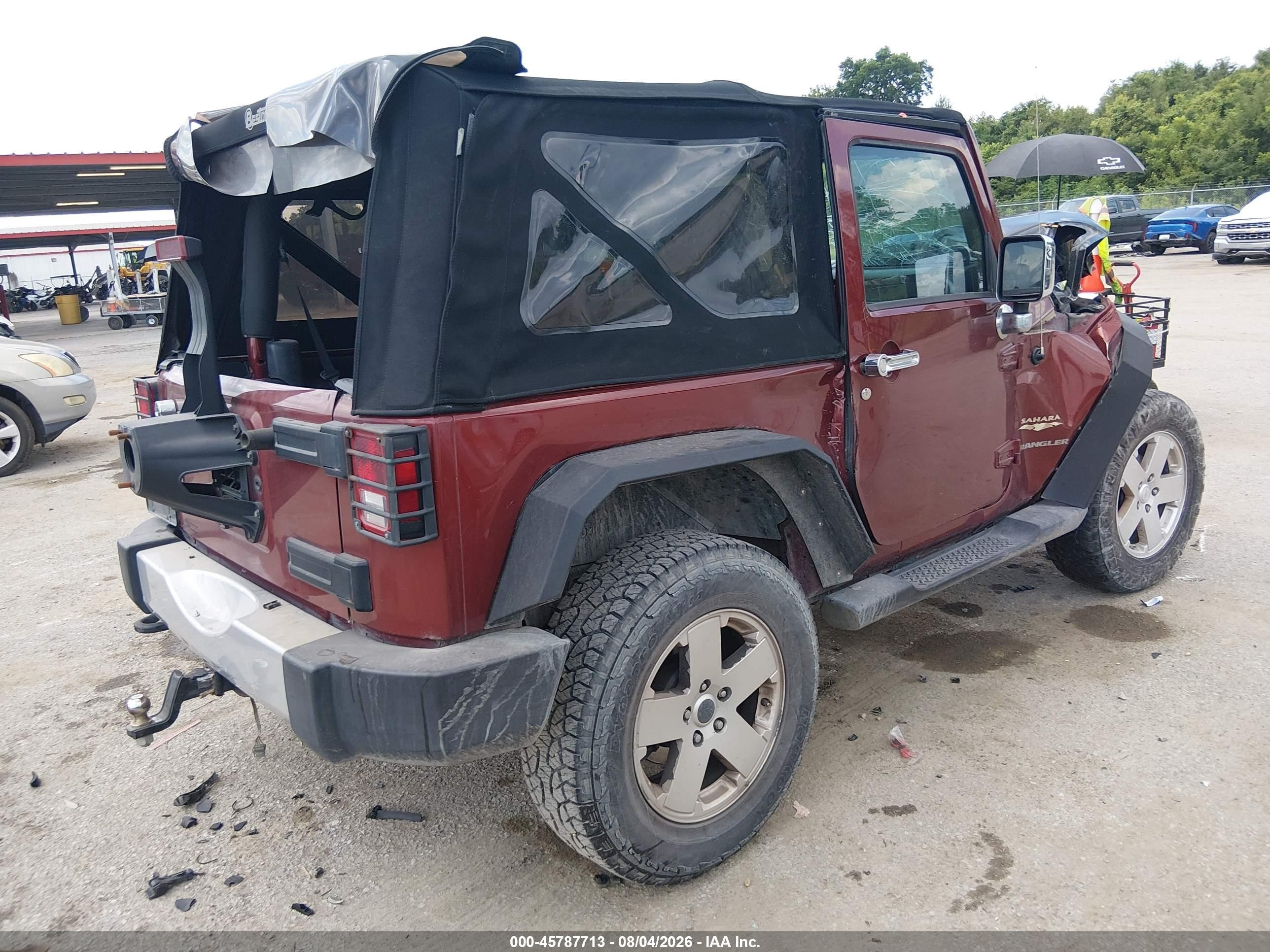 2010 Jeep Wrangler Sahara Maroon vin: 1J4AA5D19AL126062
