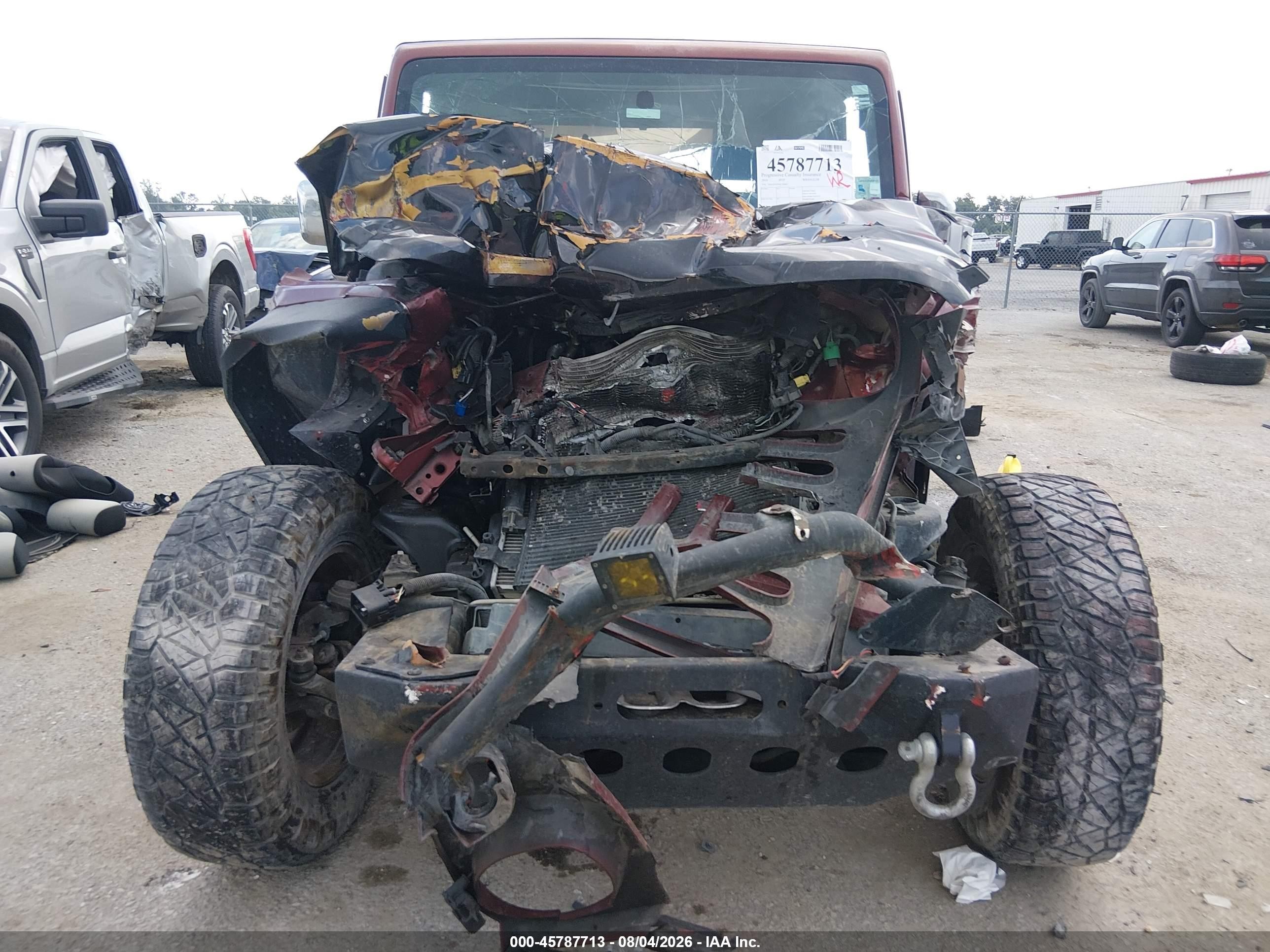 2010 Jeep Wrangler Sahara Maroon vin: 1J4AA5D19AL126062
