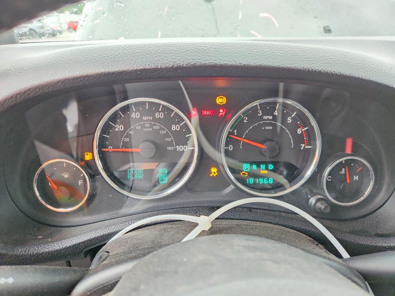 2011 Jeep Wrangler Sahara Серый vin: 1J4AA5D1XBL630220