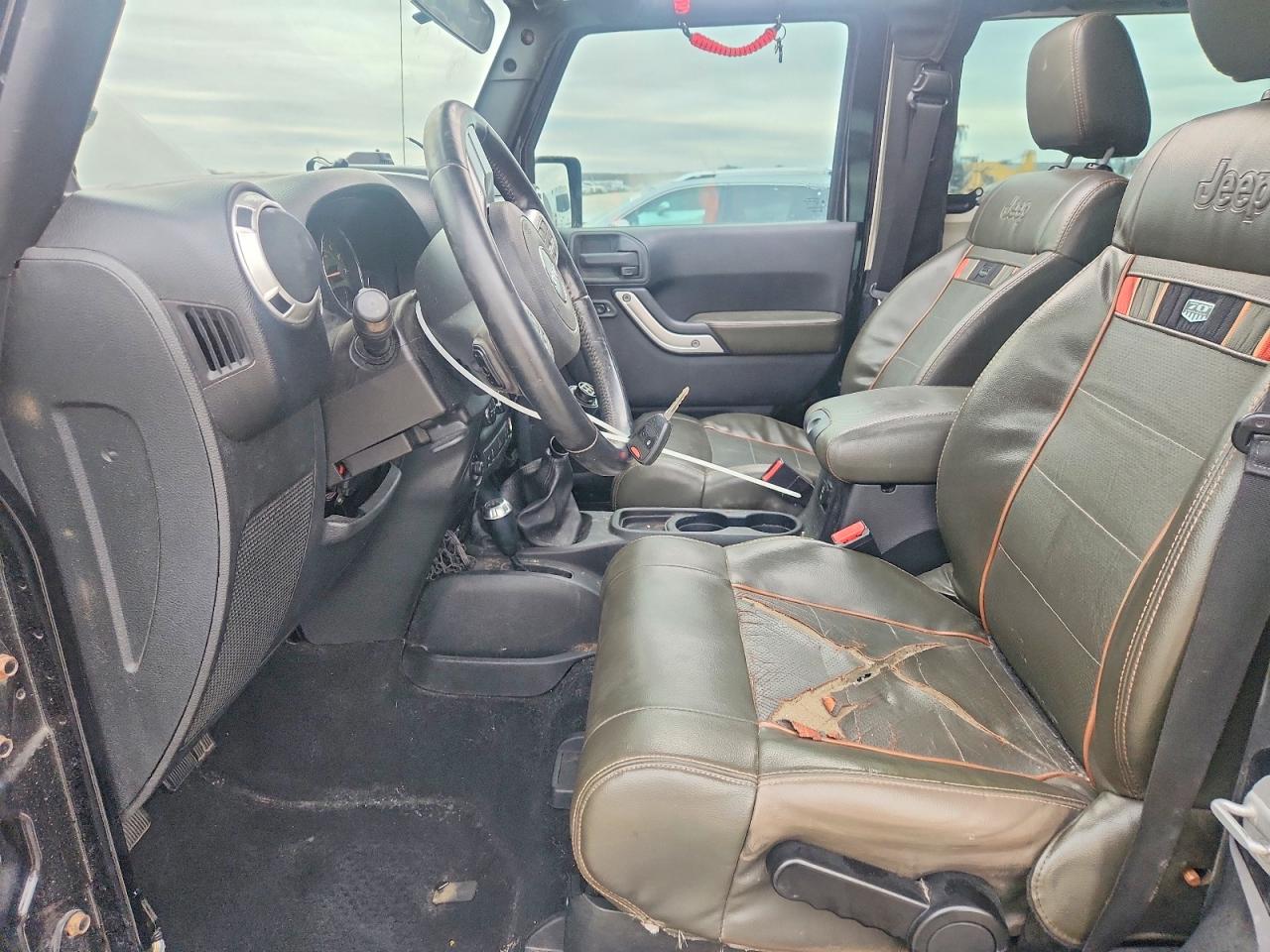 2011 Jeep Wrangler Jeep 70th Anniversary Black vin: 1J4AA7D15BL604667