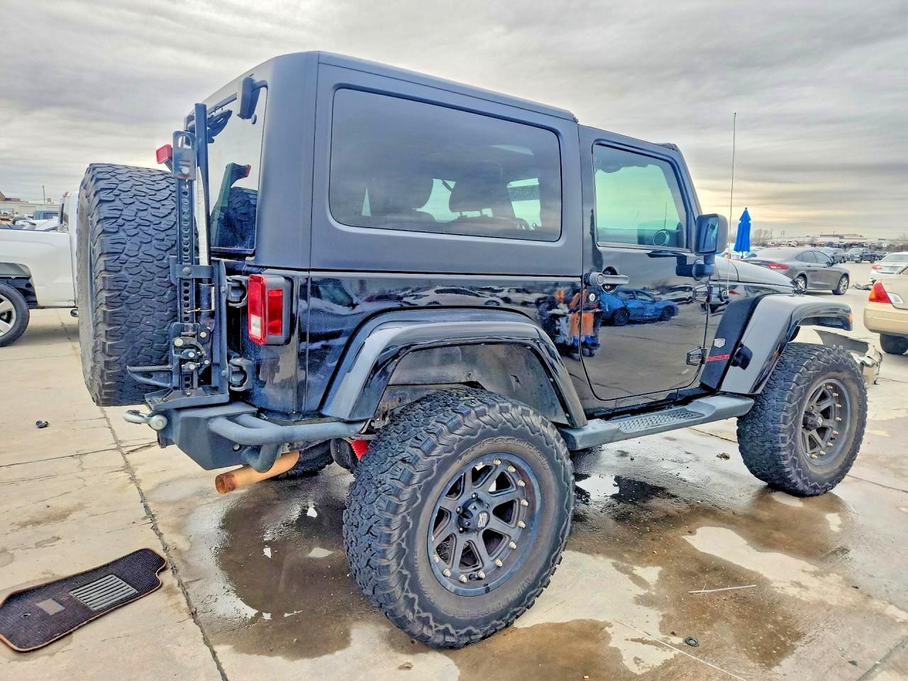 2011 Jeep Wrangler Jeep 70th Anniversary Black vin: 1J4AA7D15BL604667